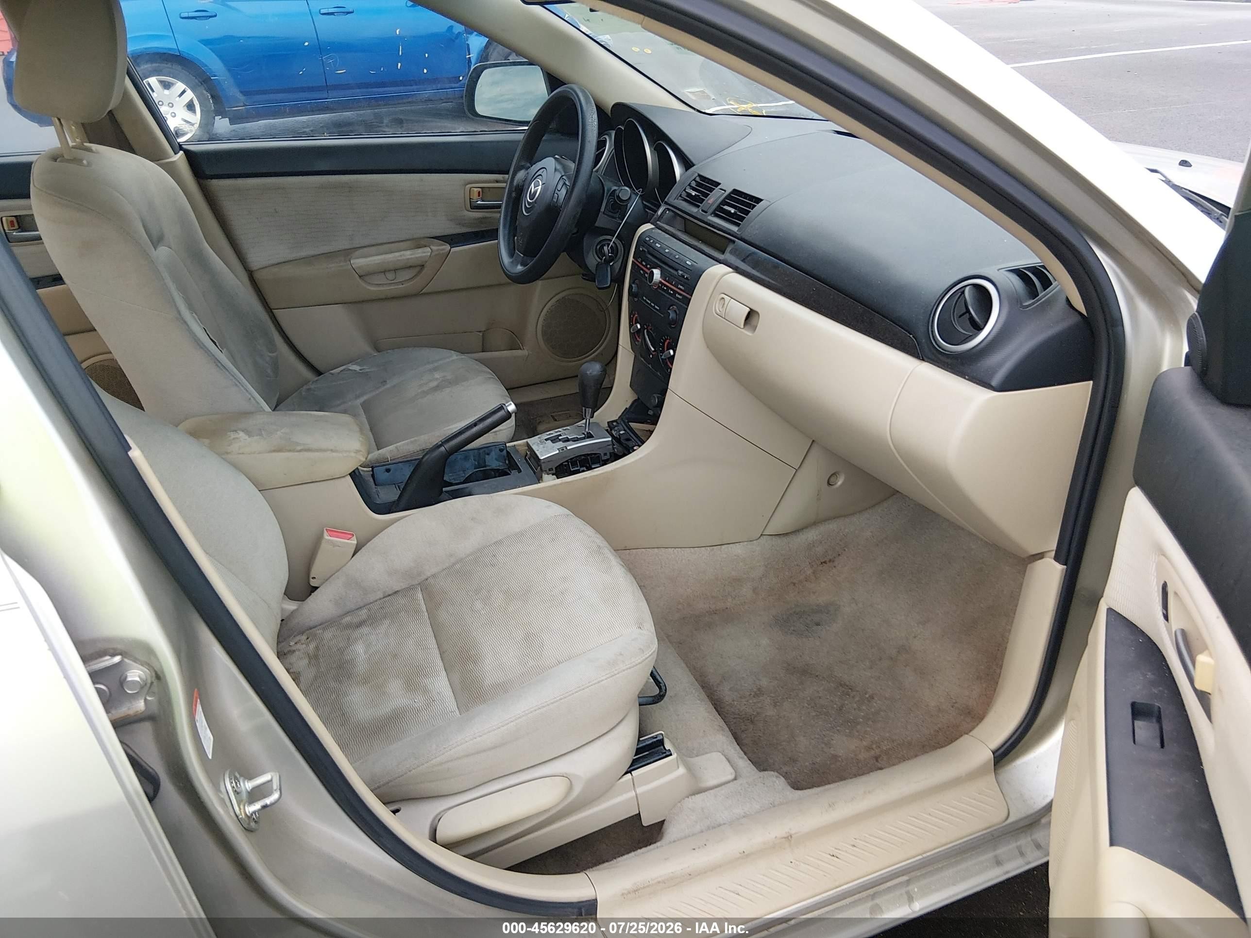 2008 Mazda Mazda3 I Gray vin: JM1BK32F981795013