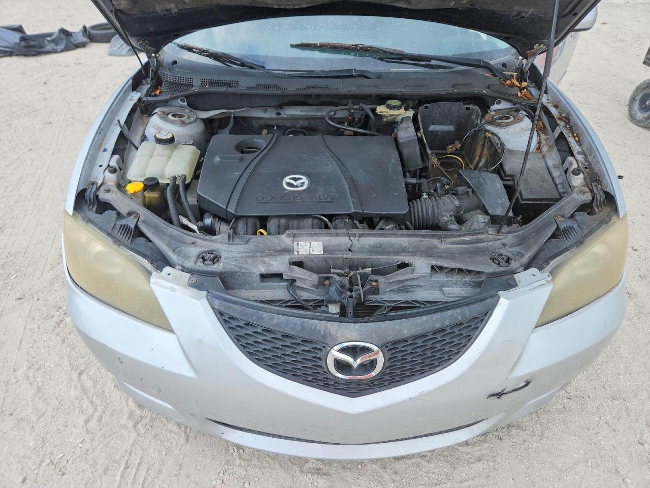 2005 Mazda 3 I Silver vin: JM1BK32FX51227204