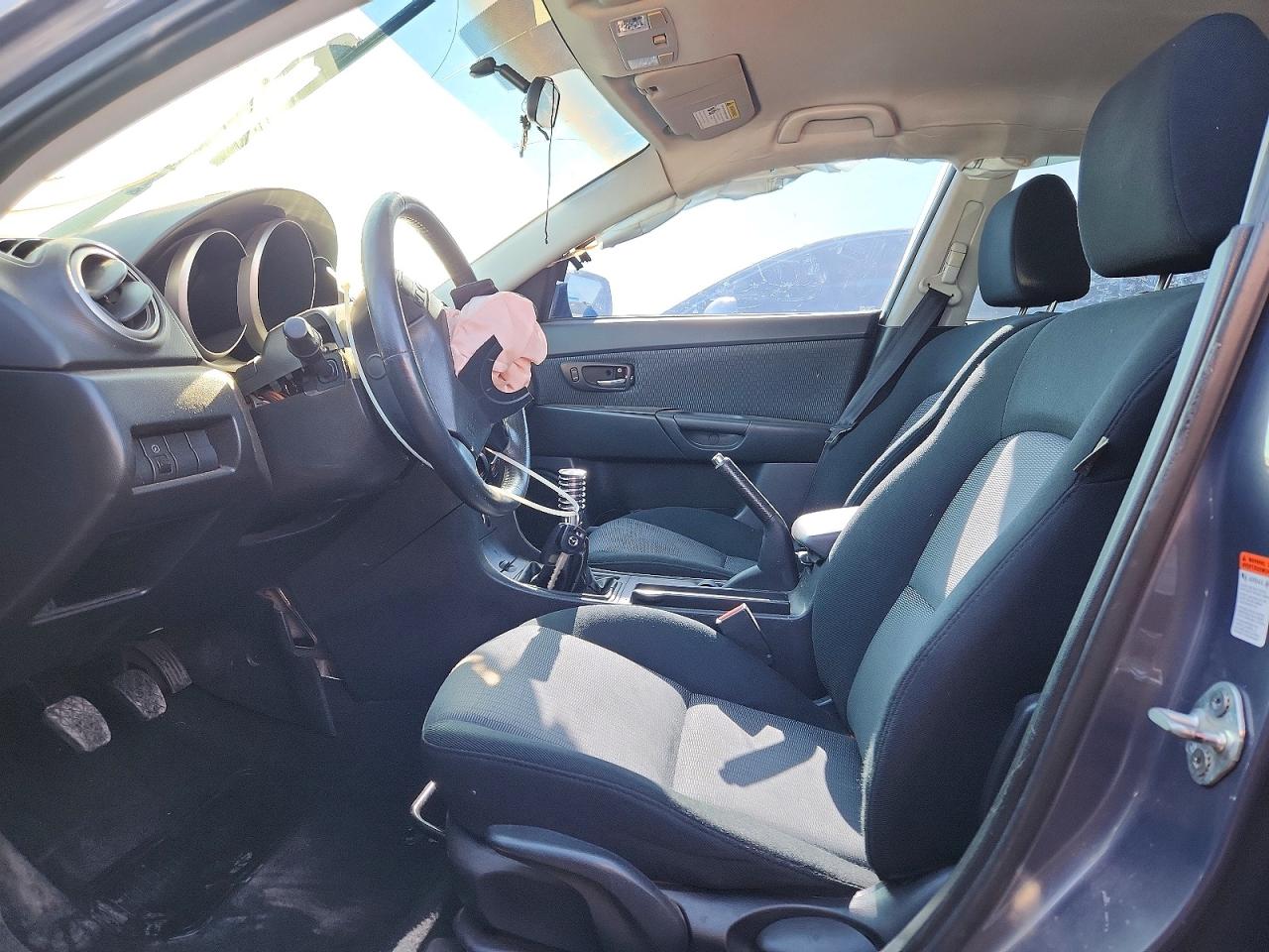 2008 Mazda 3 I Gray vin: JM1BK32FX81140889