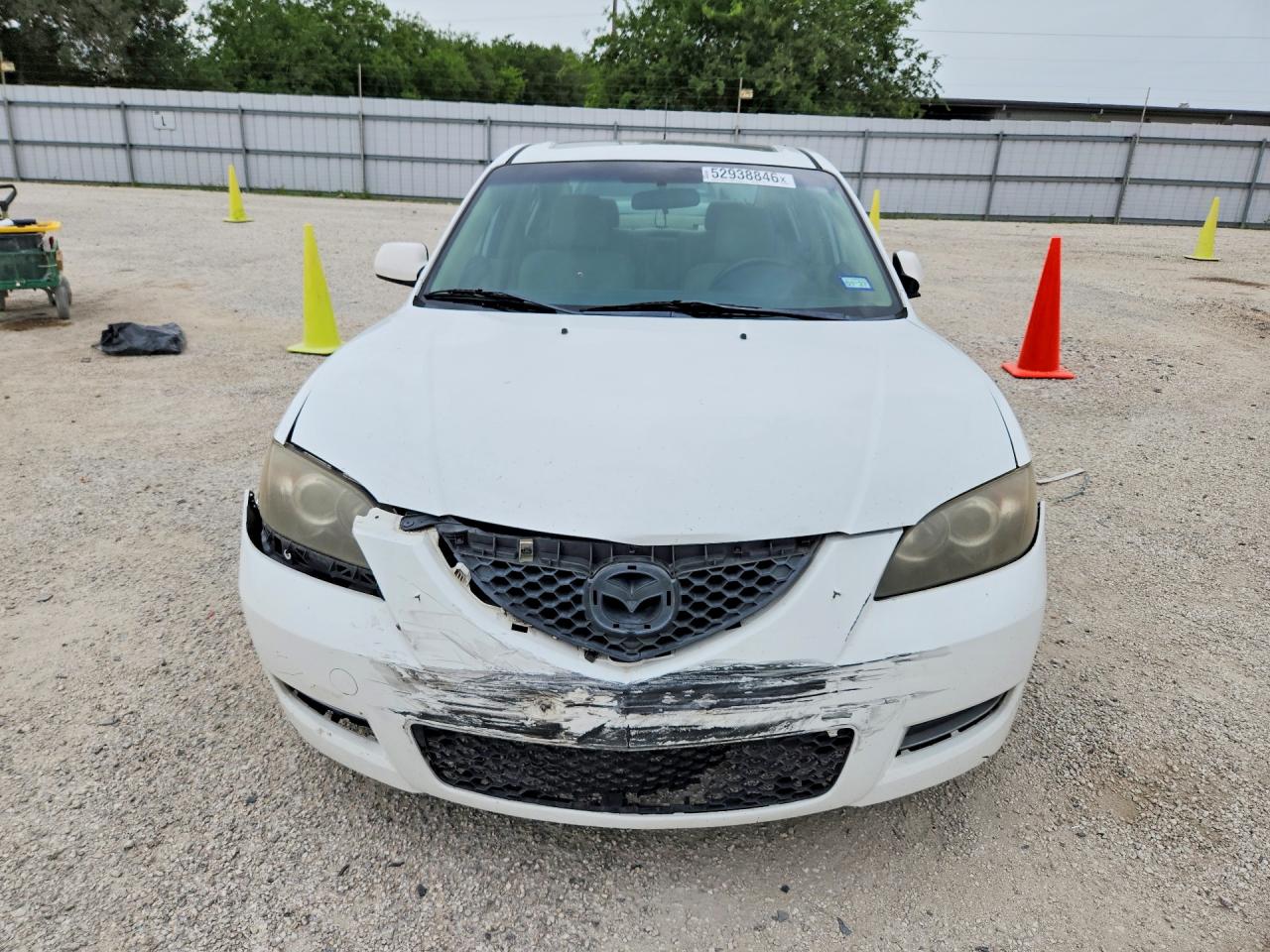 2008 Mazda 3 I White vin: JM1BK32FX81831582
