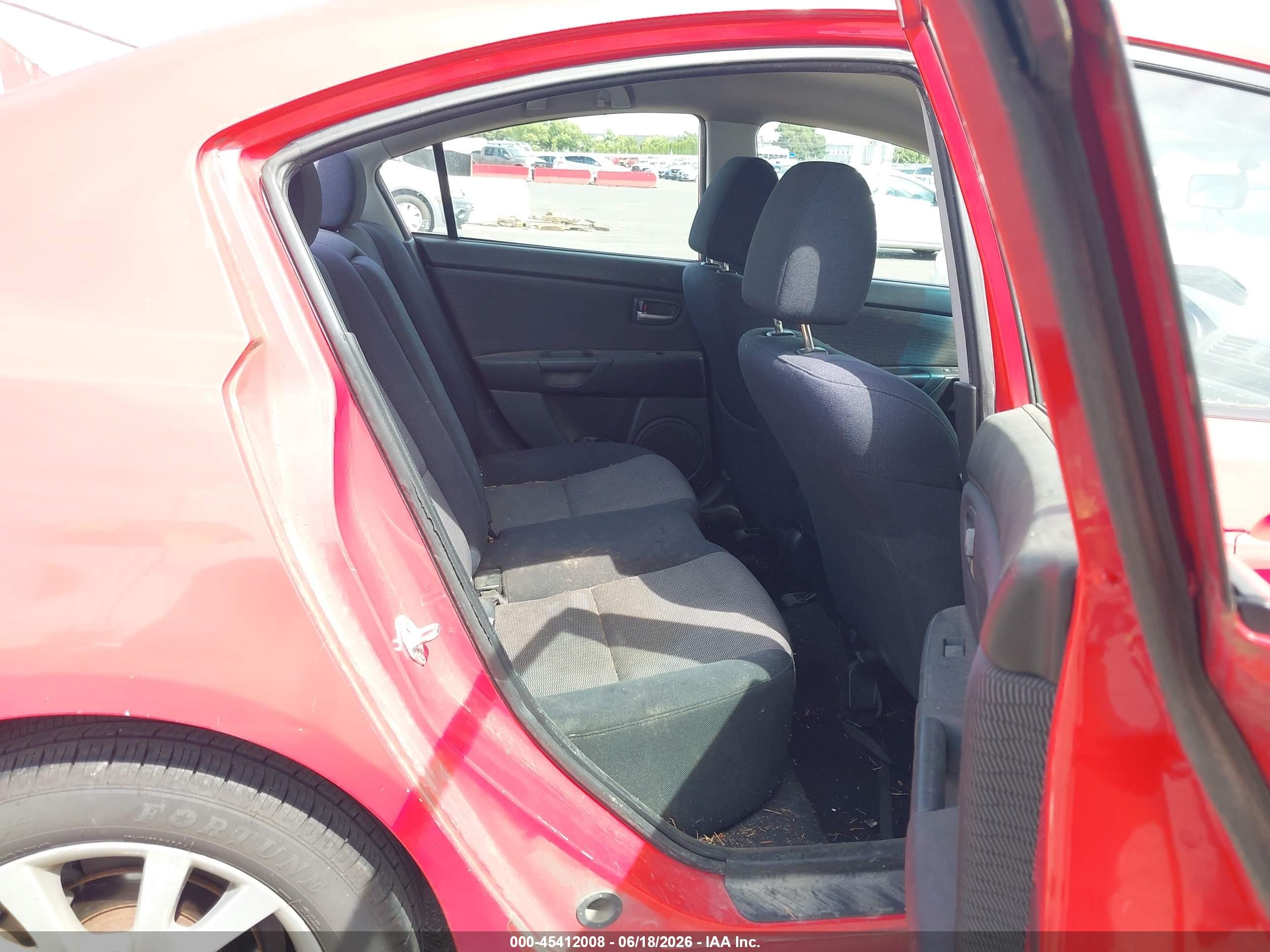 2007 Mazda Mazda3 I Red vin: JM1BK32G171687721