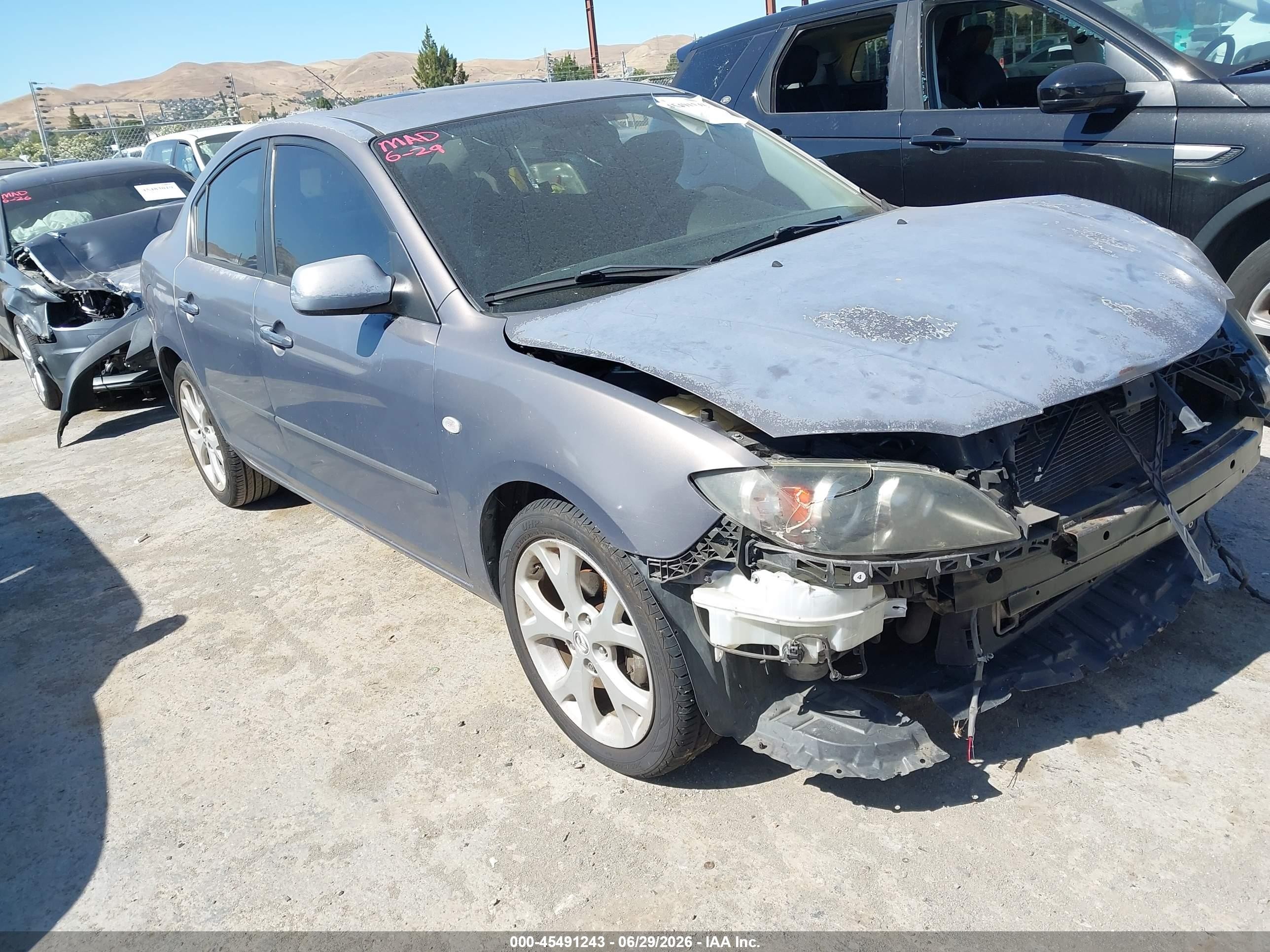2008 Mazda Mazda3 I Touring Value Gray vin: JM1BK32G181164281