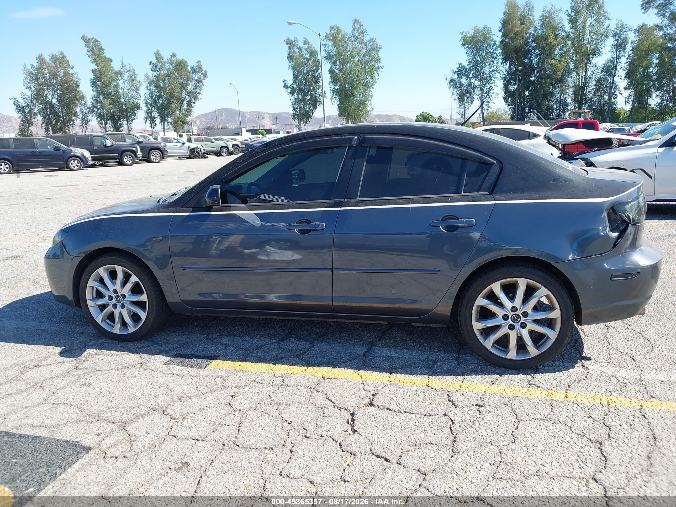 2008 Mazda Mazda3 I Touring Value Черный vin: JM1BK32G281126185