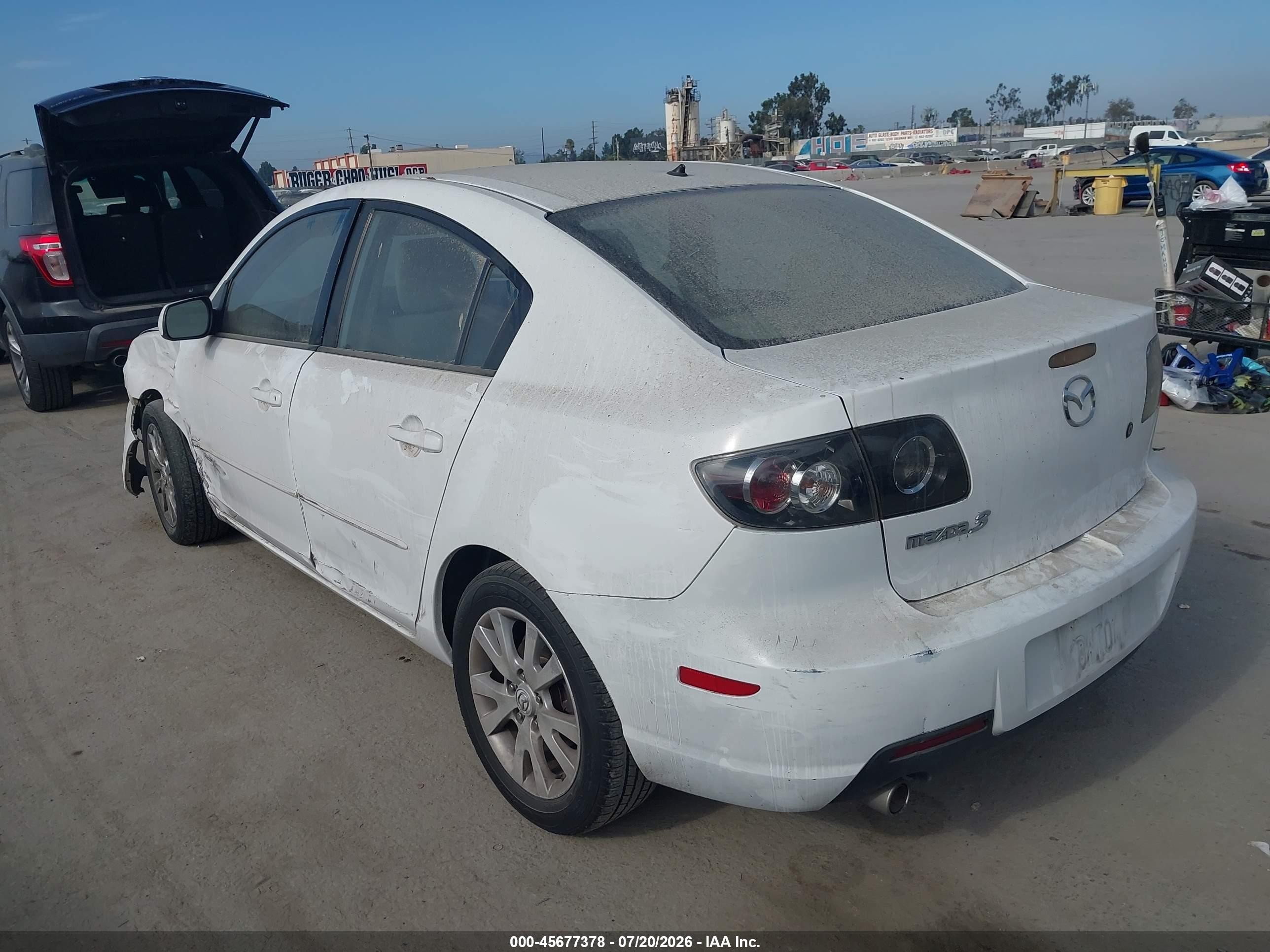 2007 Mazda Mazda3 I White vin: JM1BK32G371773791