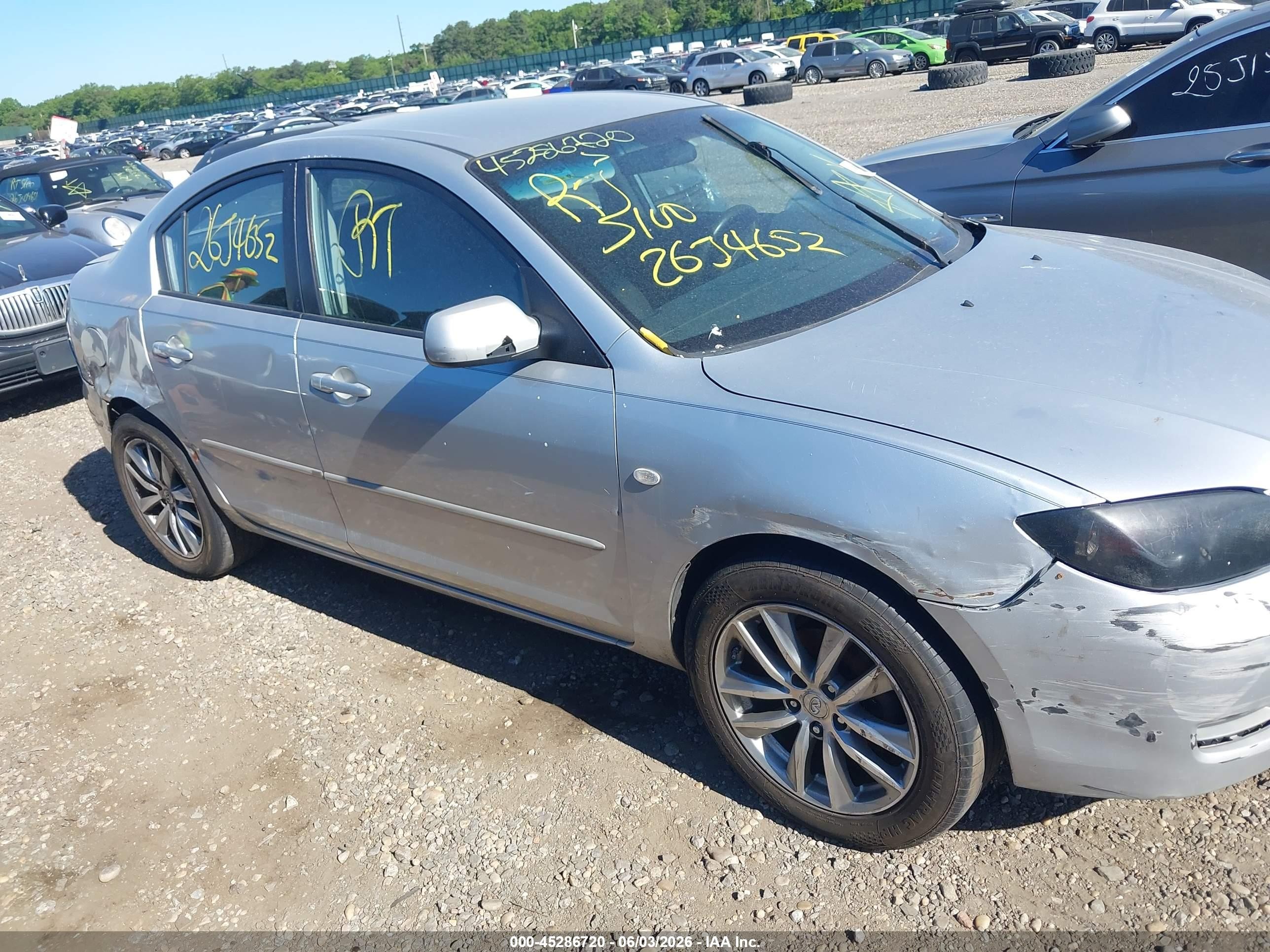2008 Mazda Mazda3 I Gray vin: JM1BK32G381790298