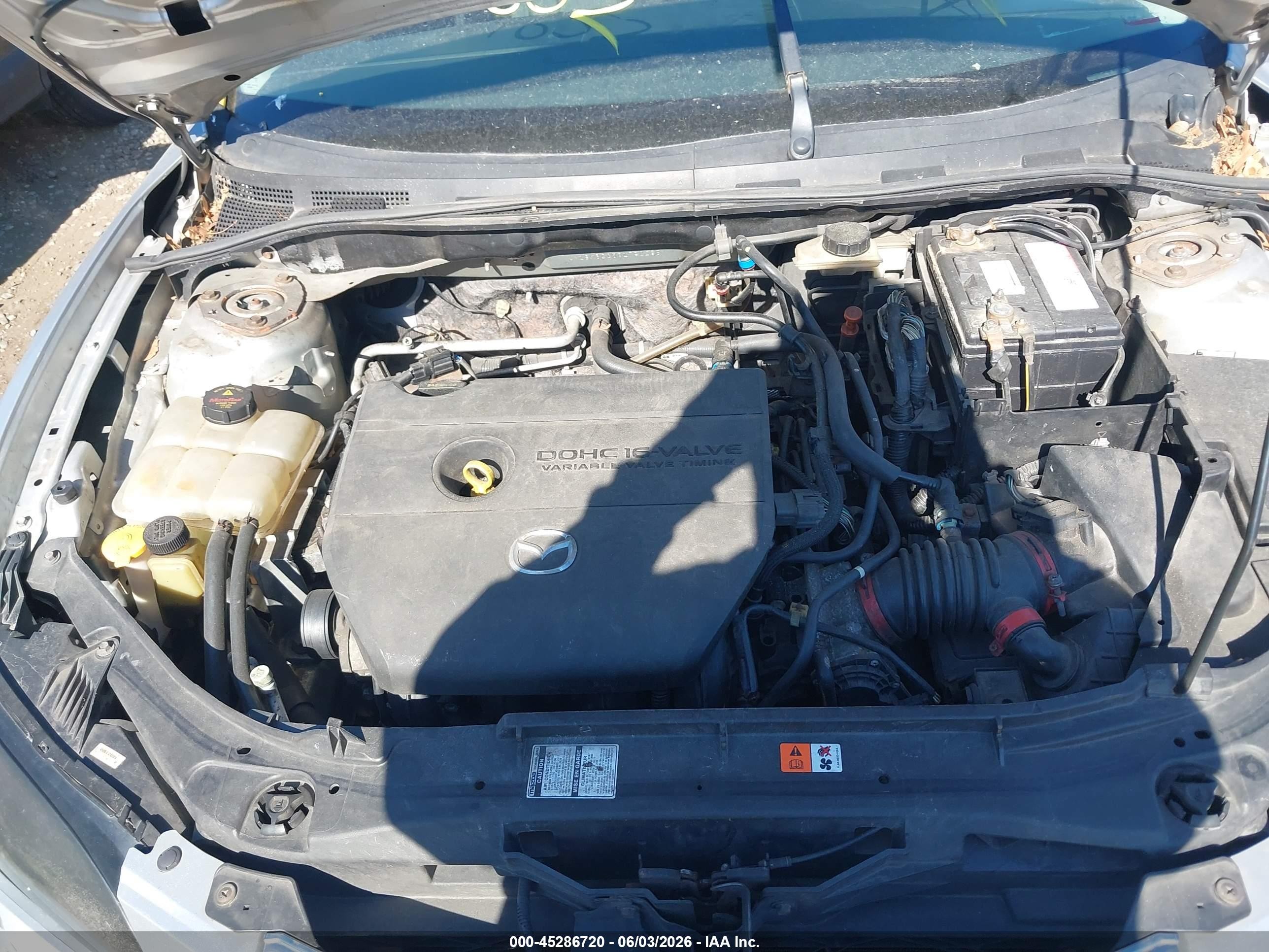2008 Mazda Mazda3 I Gray vin: JM1BK32G381790298