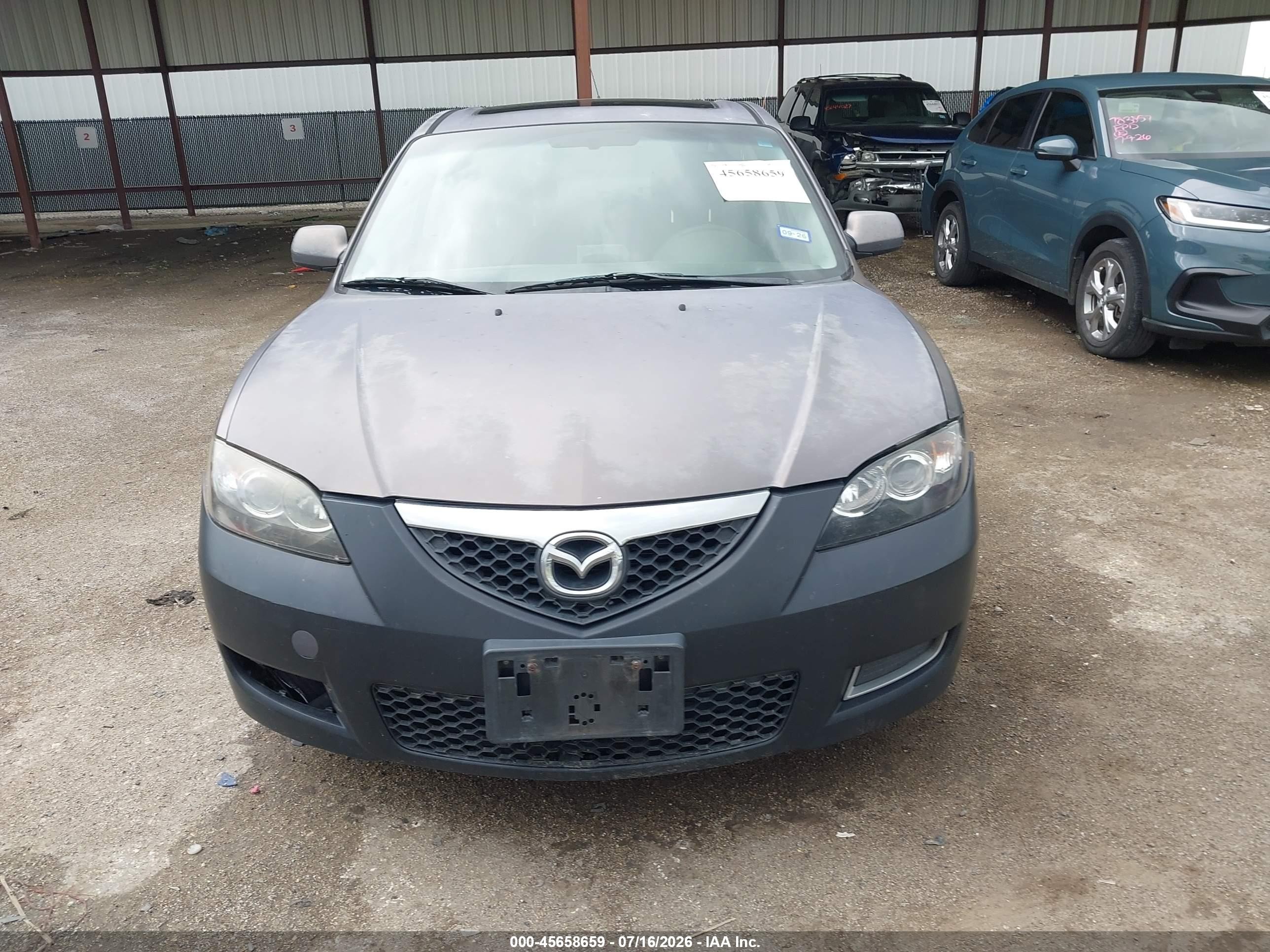2008 Mazda Mazda3 I Gray vin: JM1BK32G381815376