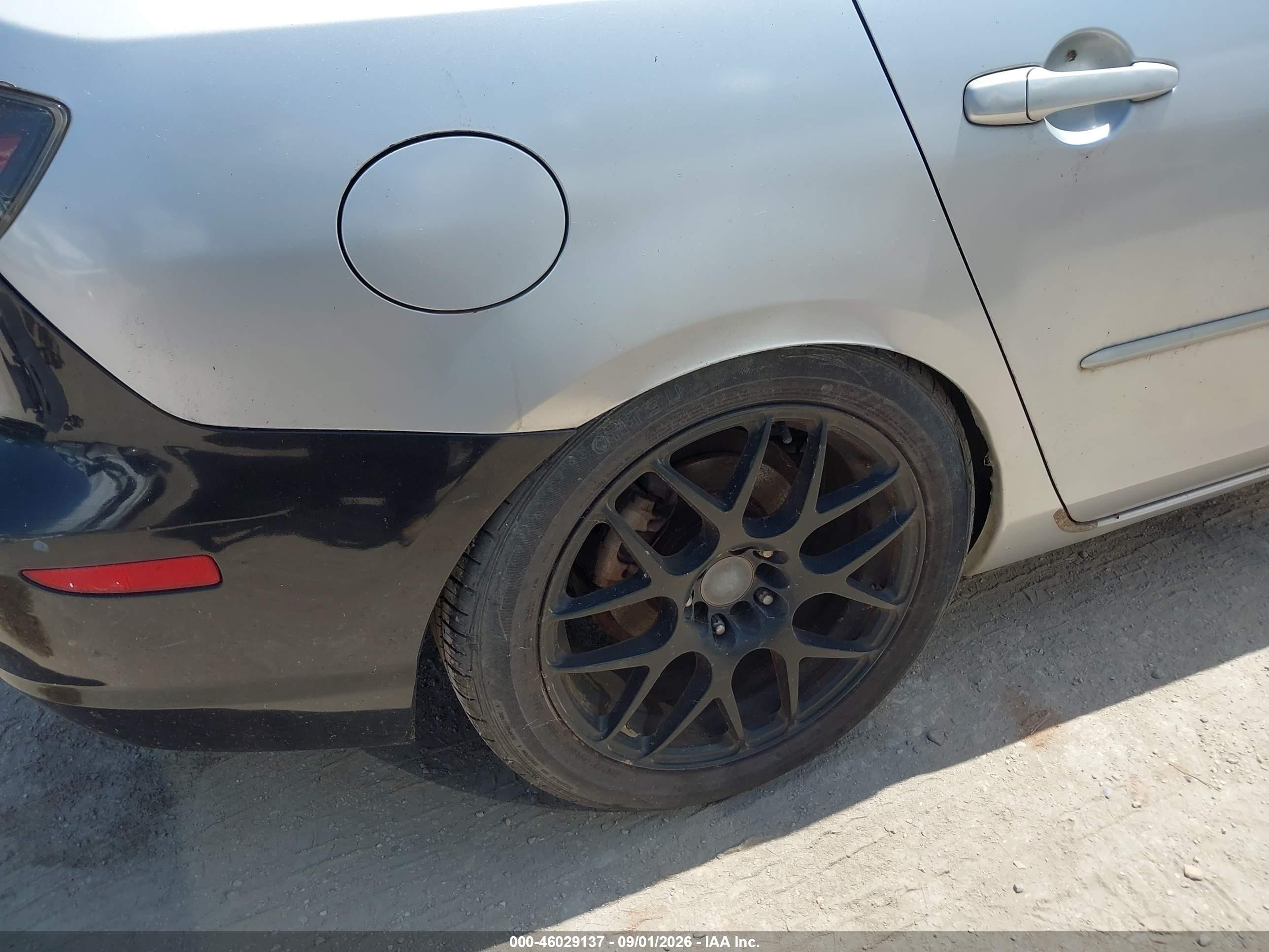 2007 Mazda Mazda3 I Серебряный vin: JM1BK32G471614231