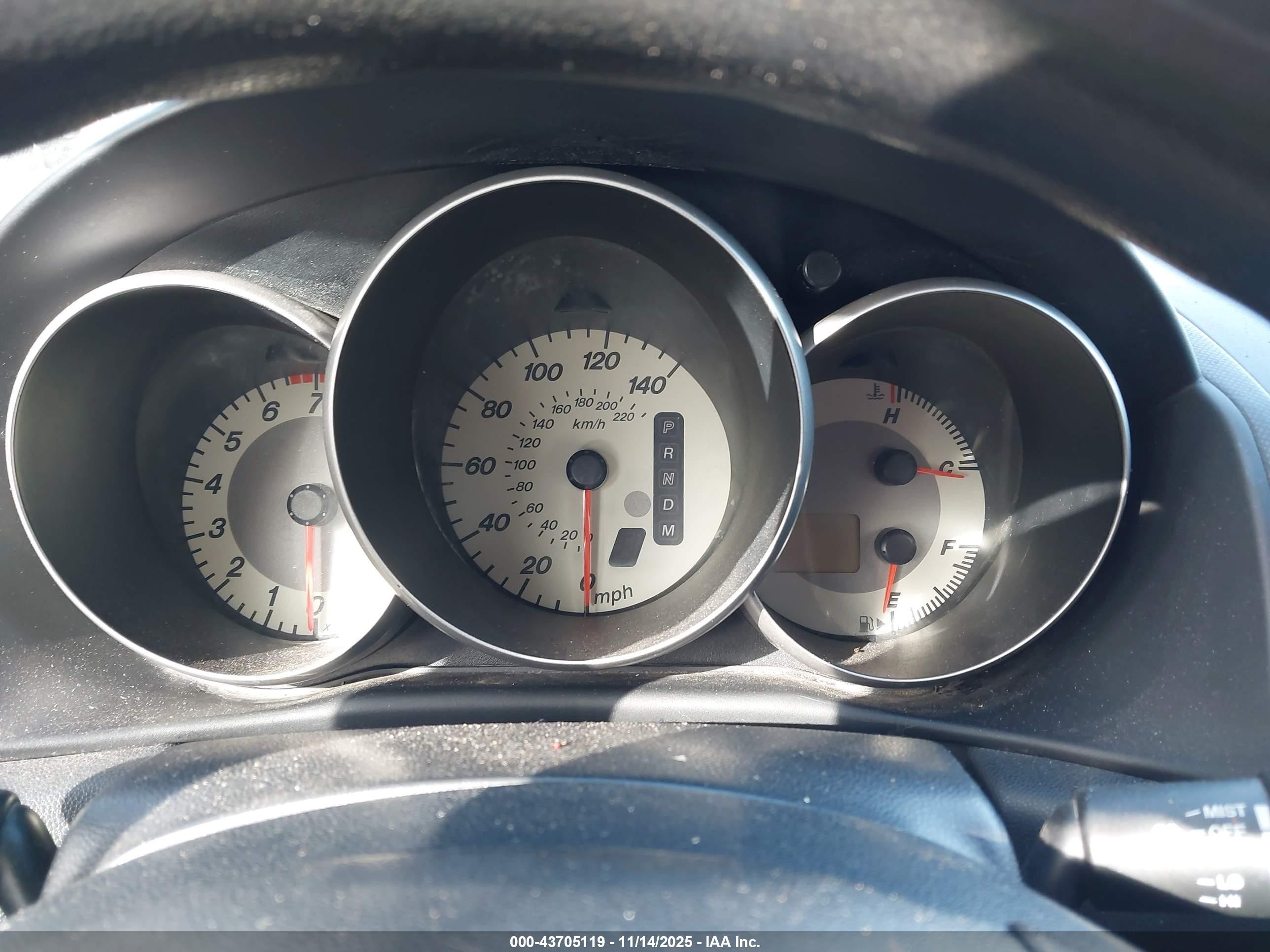 2008 Mazda Mazda3 I Серебряный vin: JM1BK32G581863493
