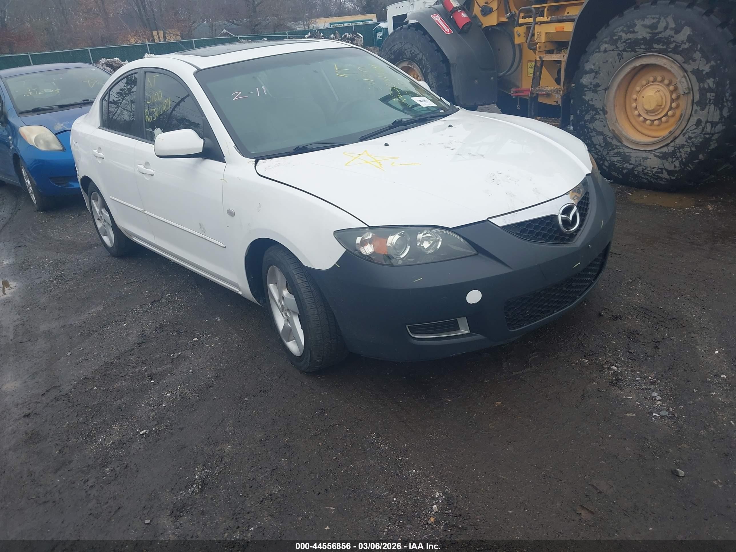 2008 Mazda Mazda3 I Sport White vin: JM1BK32G681863910