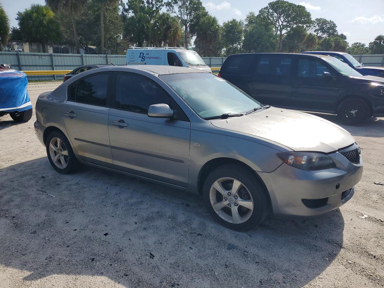 2006 Mazda 3 I Silver vin: JM1BK32G761467398