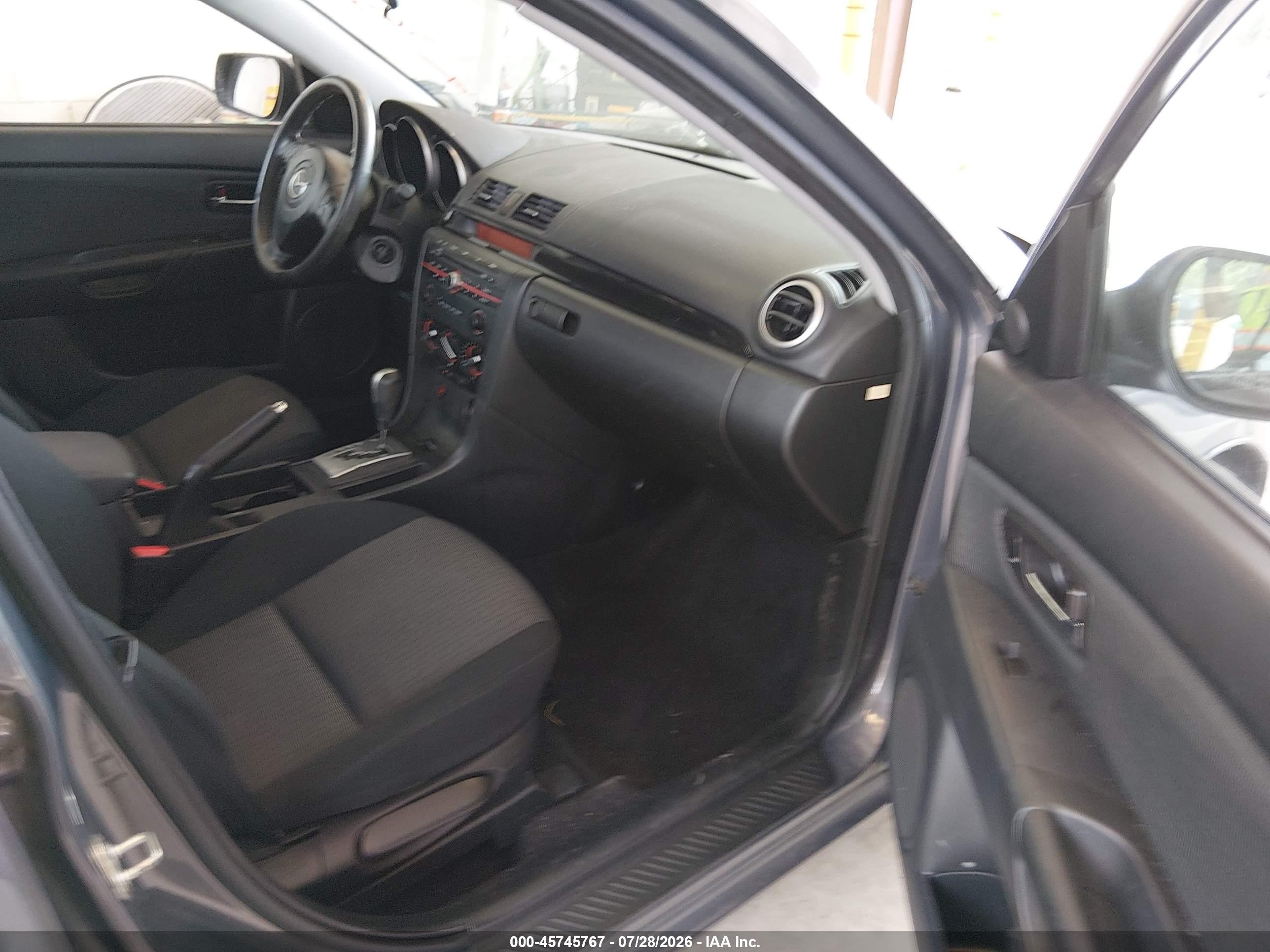 2009 Mazda Mazda3 I Silver vin: JM1BK32G791235727
