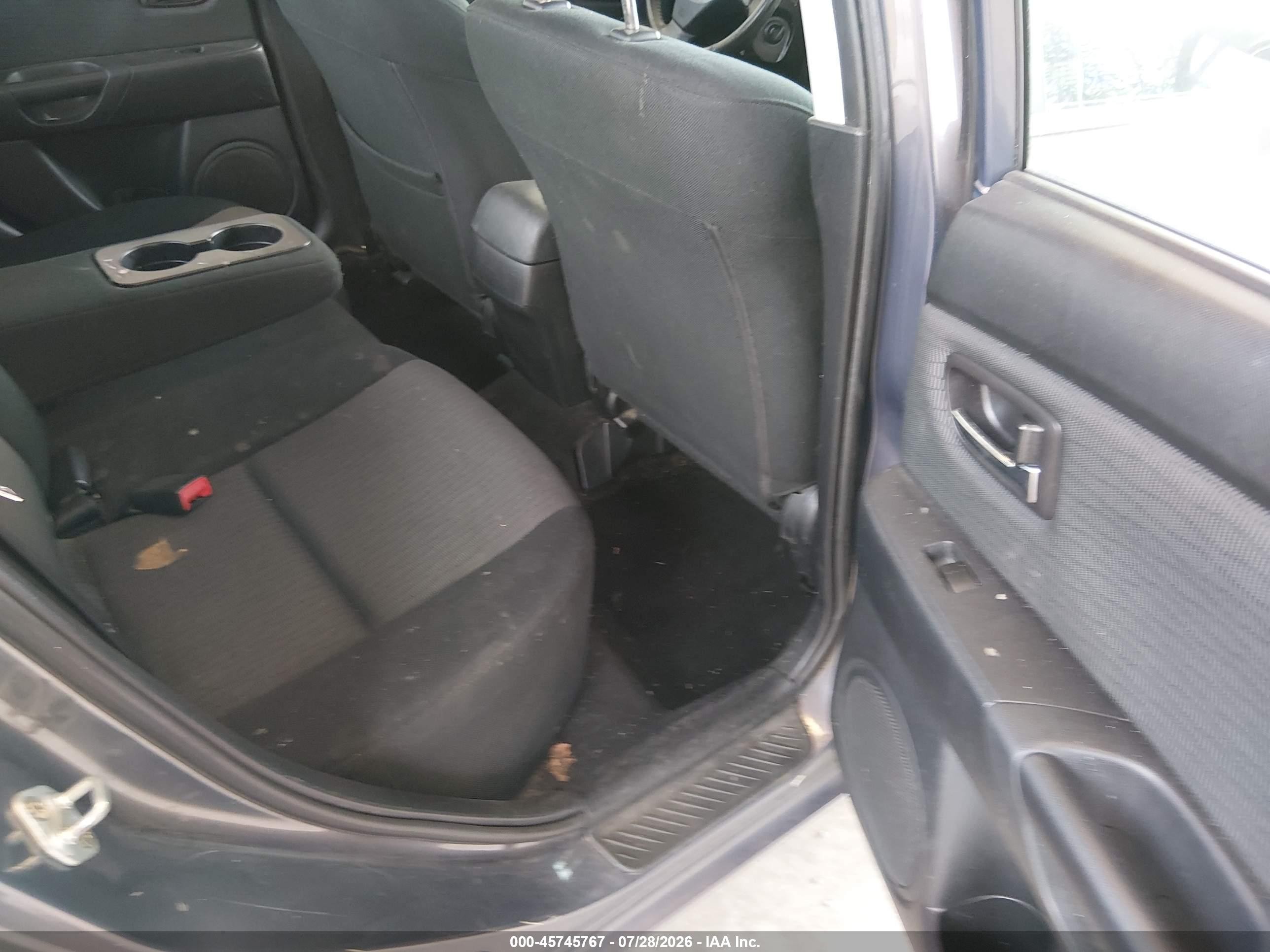 2009 Mazda Mazda3 I Silver vin: JM1BK32G791235727