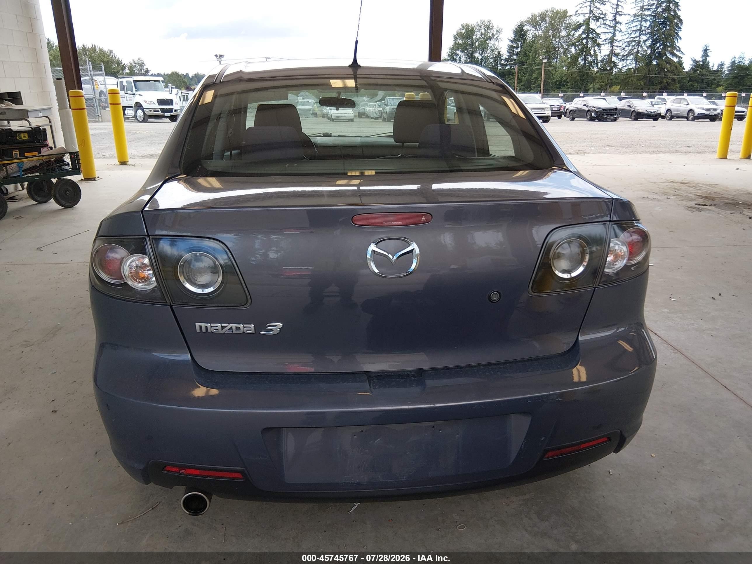2009 Mazda Mazda3 I Silver vin: JM1BK32G791235727