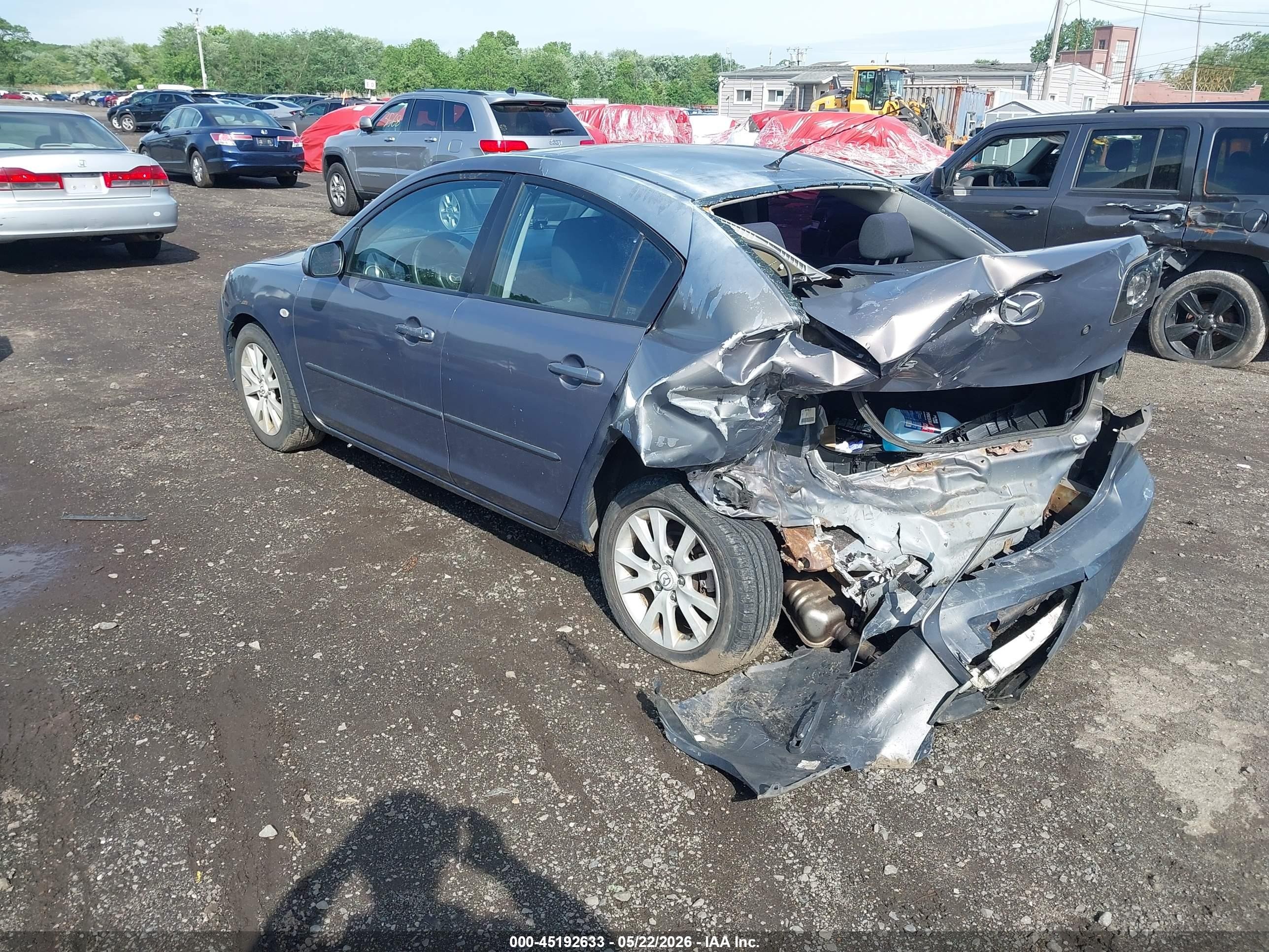 2008 Mazda Mazda3 I Gray vin: JM1BK32G881788109