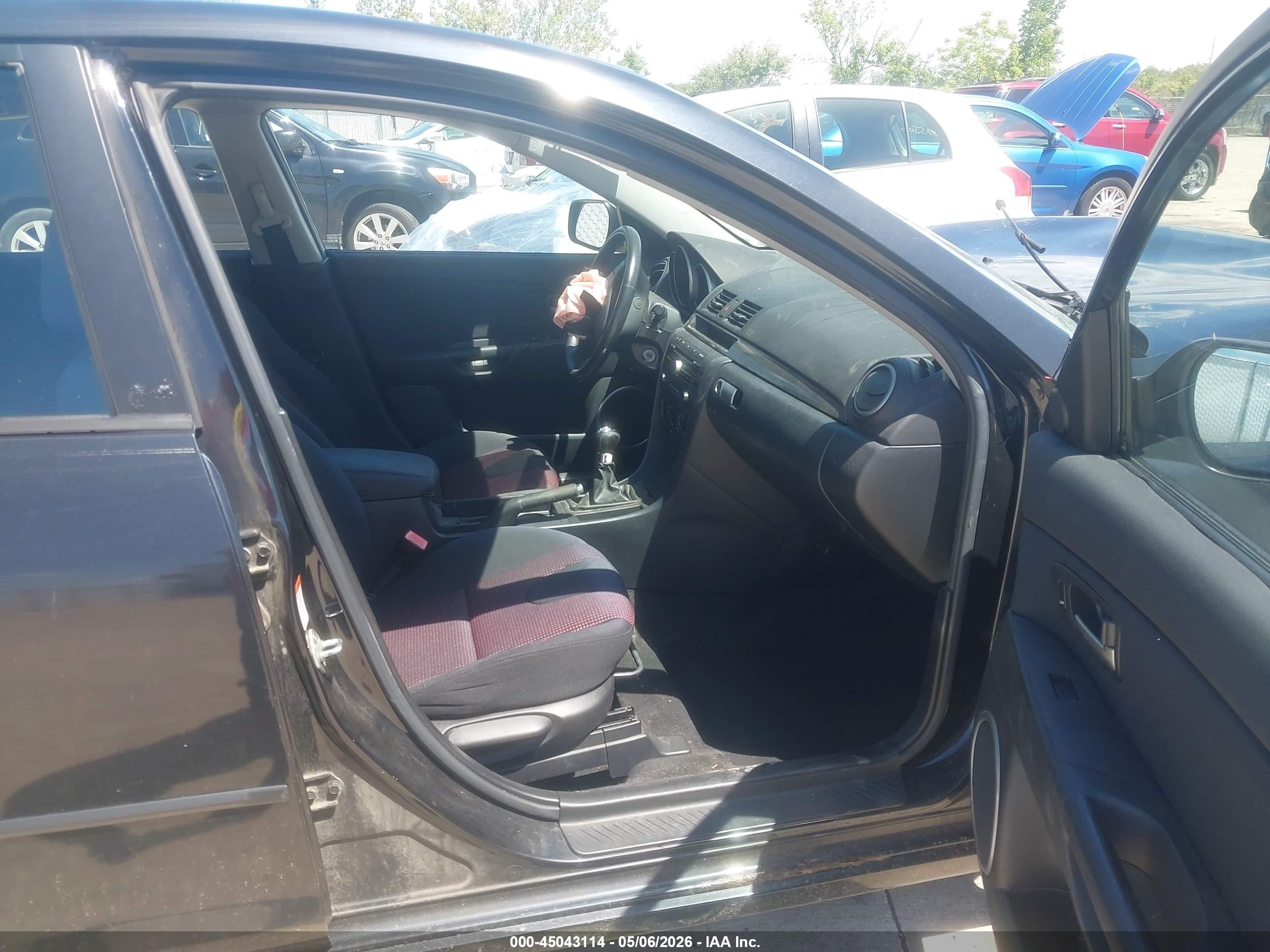 2004 Mazda Mazda3 S Black vin: JM1BK343041203625
