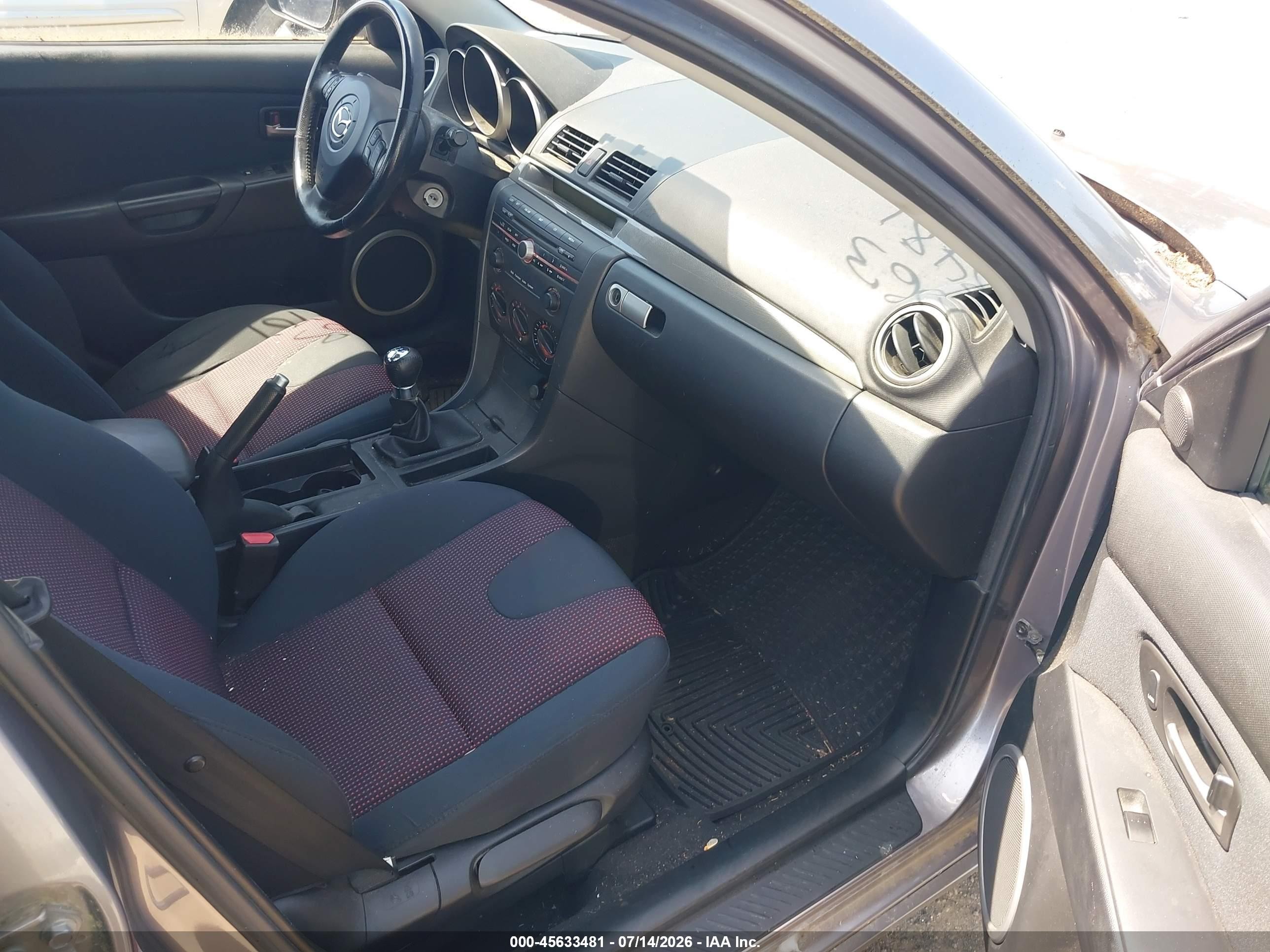 2006 Mazda Mazda3 S Touring Silver vin: JM1BK343061432583