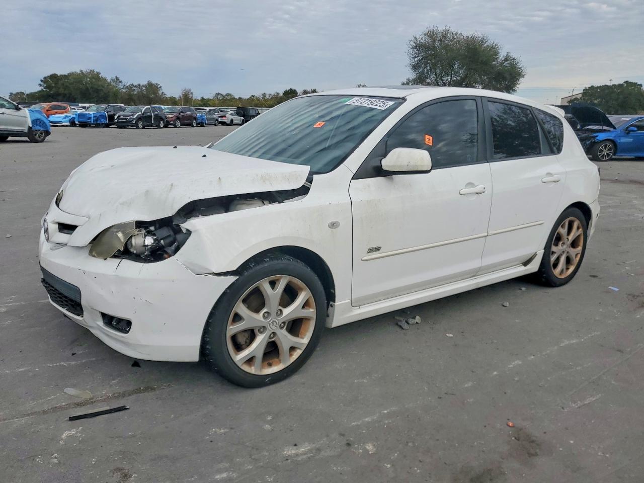 2007 Mazda 3 Hatchback White vin: JM1BK343071699868