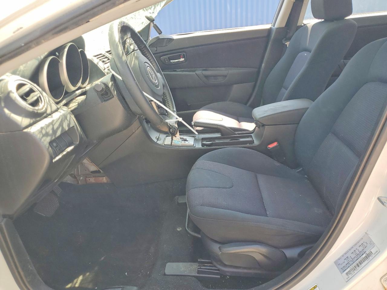 2009 Mazda 3 S White vin: JM1BK343091220268