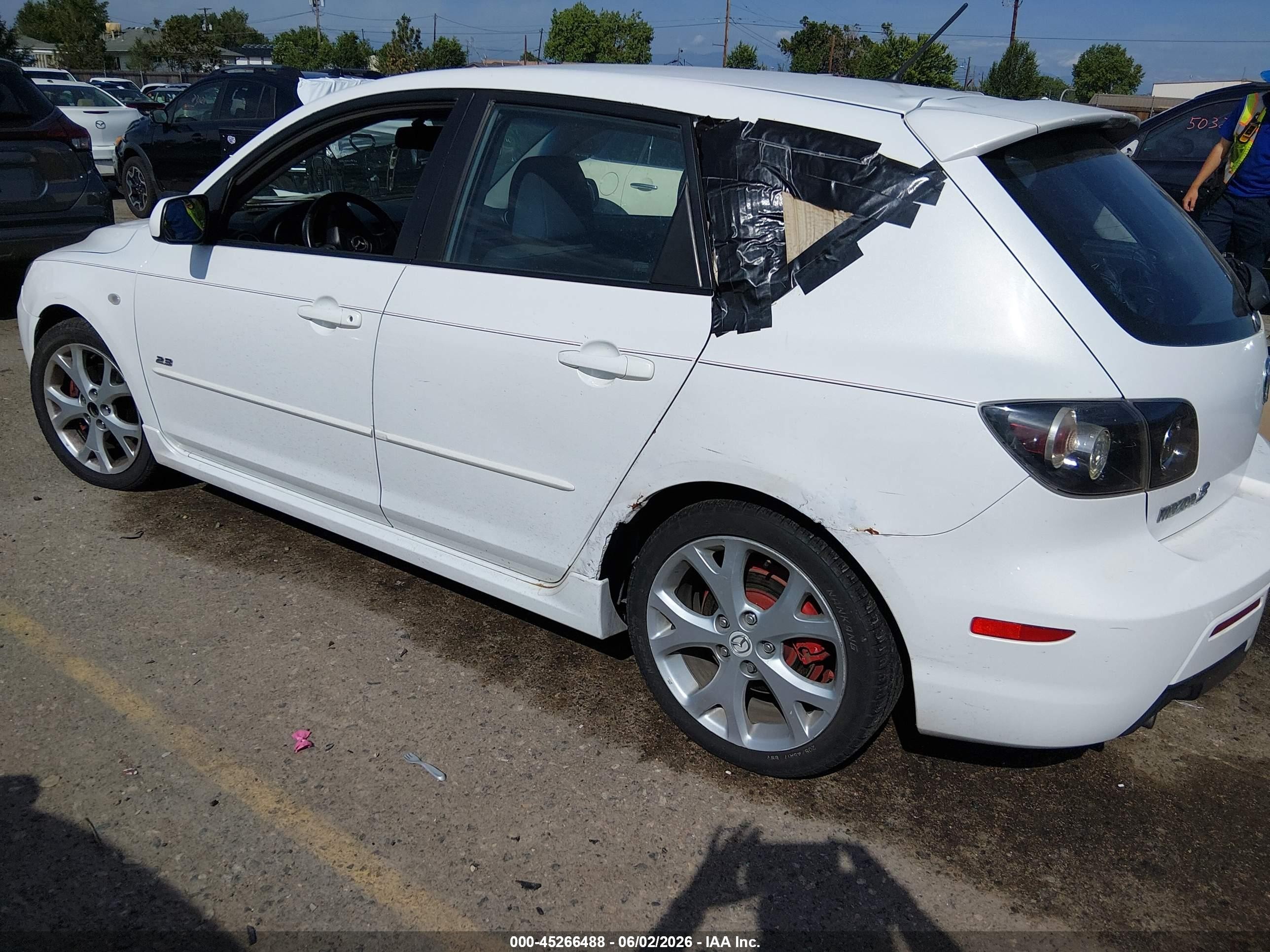 2007 Mazda Mazda3 S Touring White vin: JM1BK343171643664