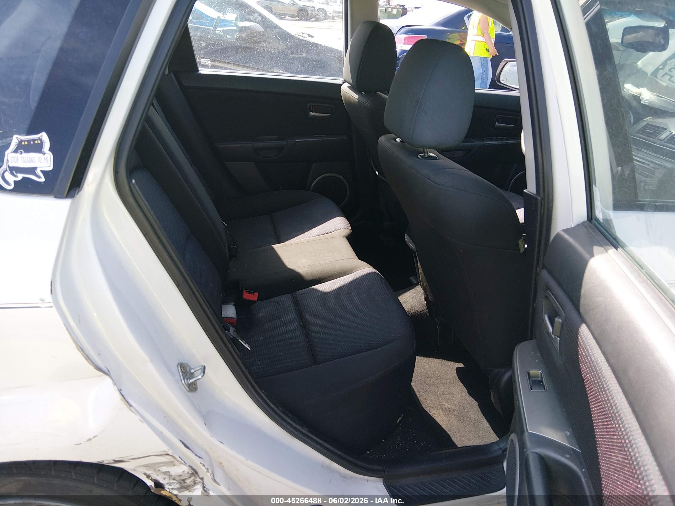 2007 Mazda Mazda3 S Touring White vin: JM1BK343171643664