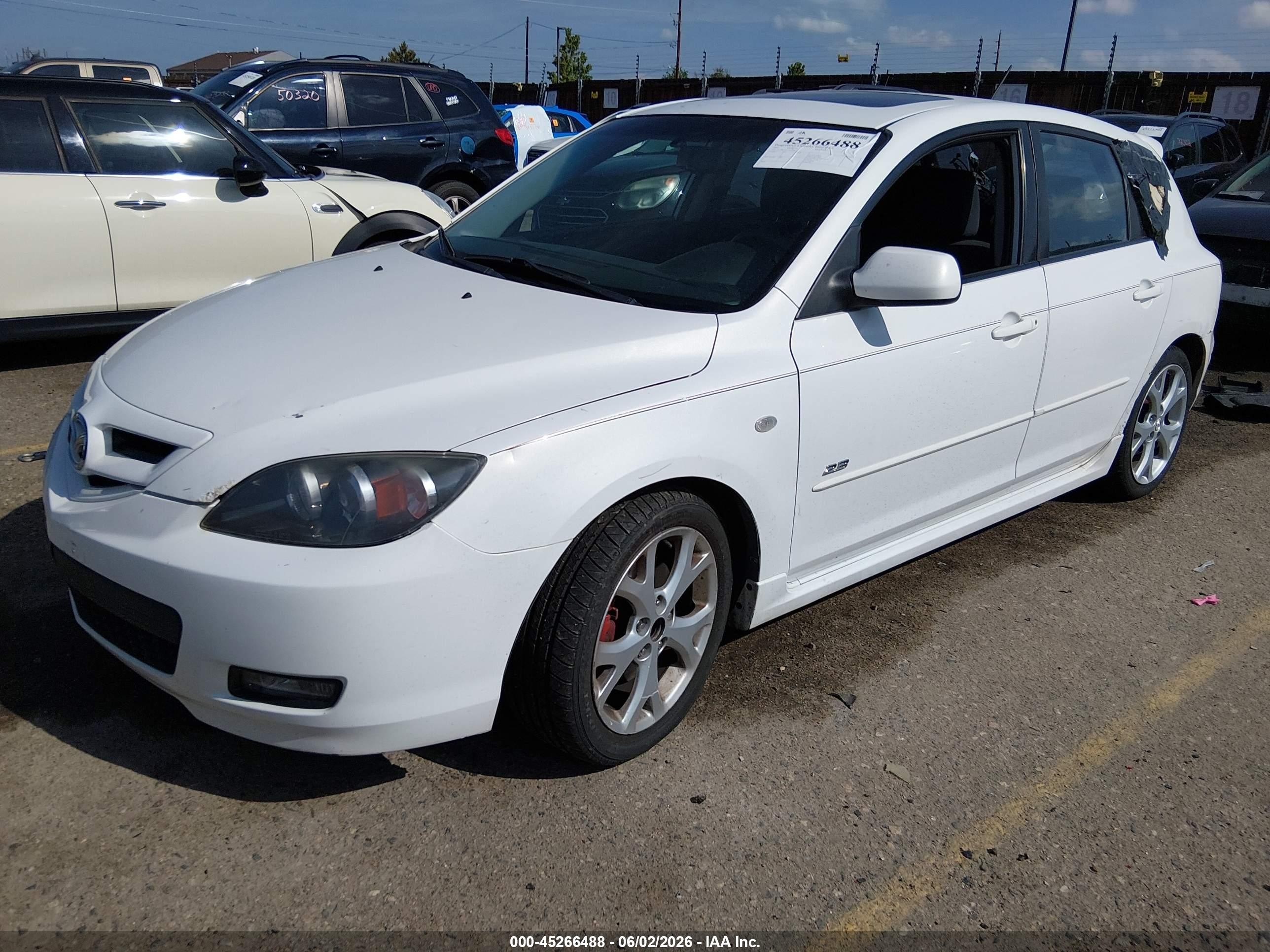 2007 Mazda Mazda3 S Touring White vin: JM1BK343171643664