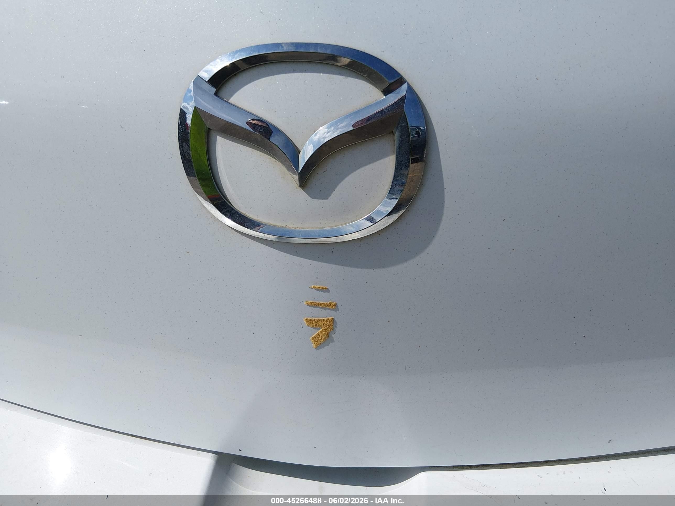 2007 Mazda Mazda3 S Touring White vin: JM1BK343171643664