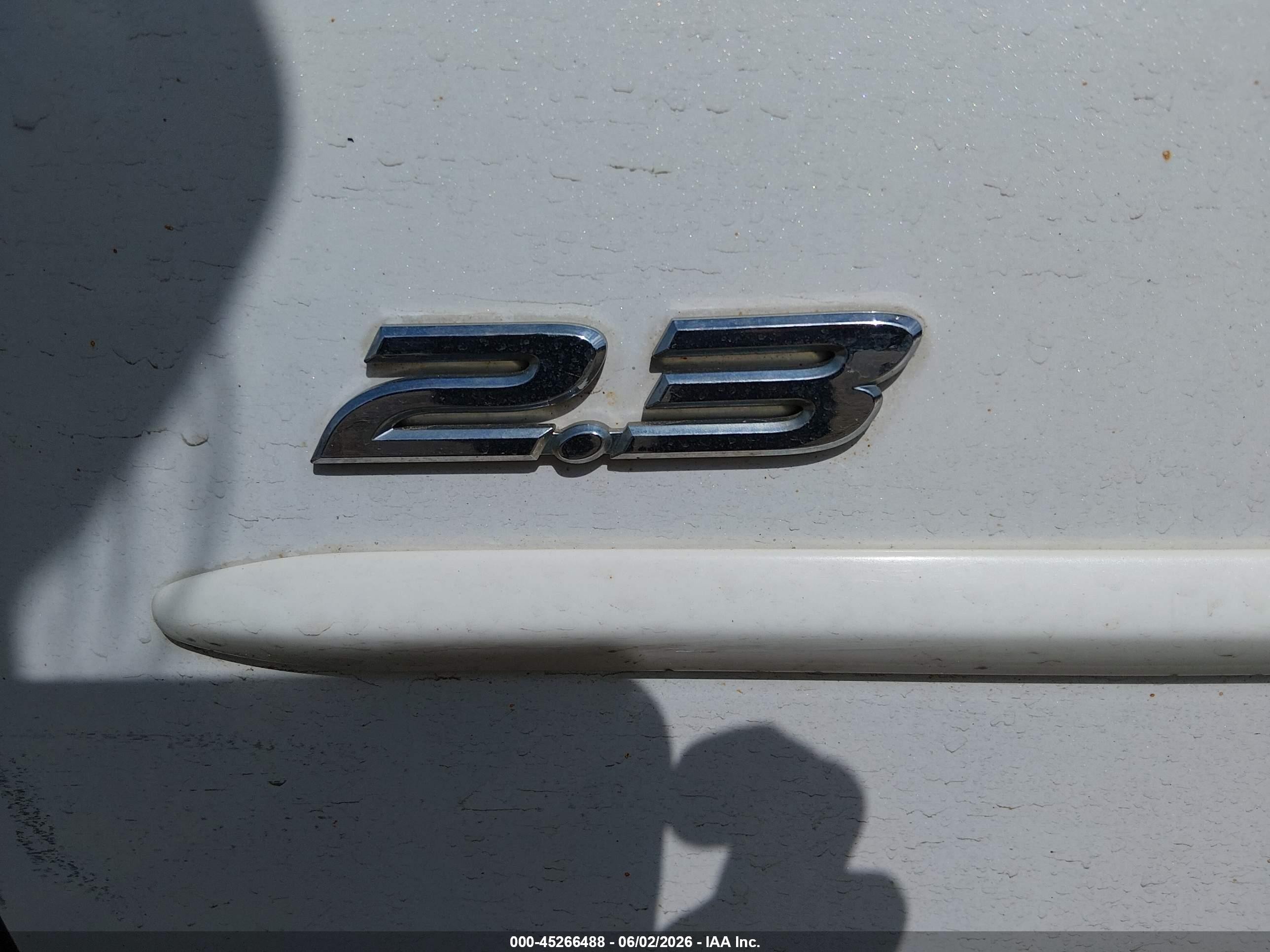 2007 Mazda Mazda3 S Touring White vin: JM1BK343171643664
