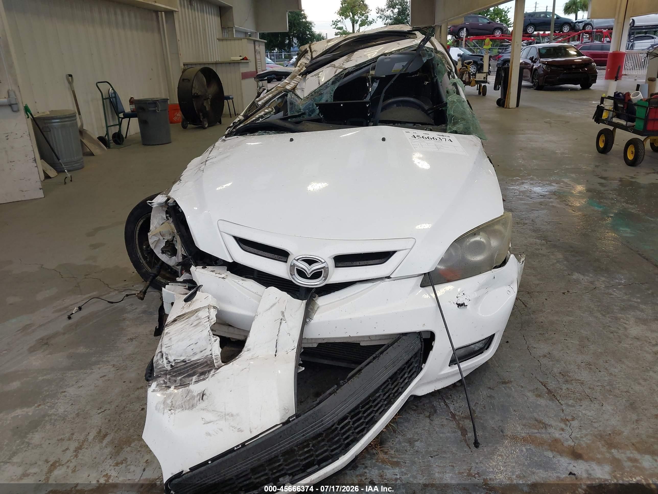 2007 Mazda Mazda3 S Grand Touring White vin: JM1BK343271767071