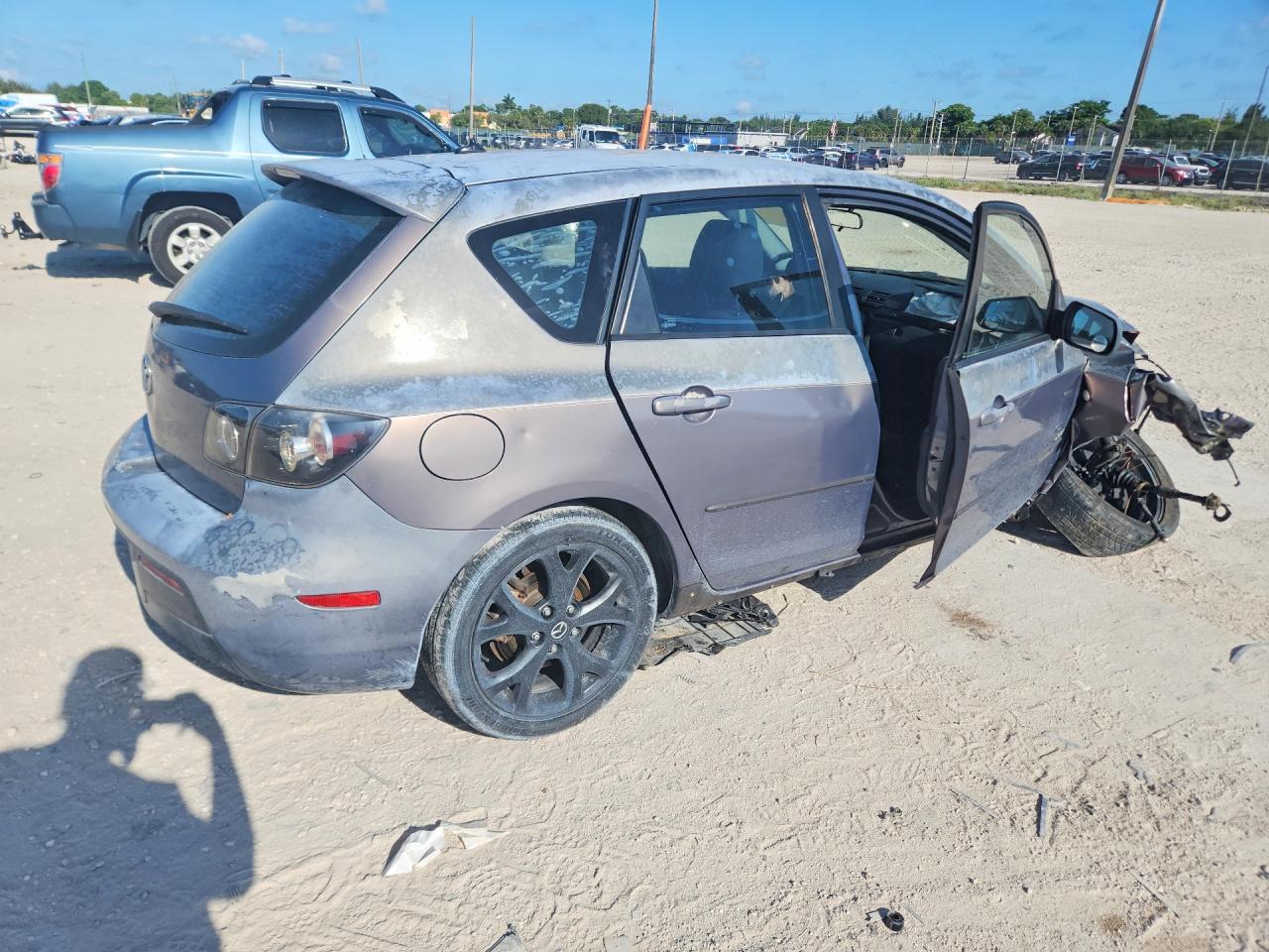 2008 Mazda 3 Hatchback Blue vin: JM1BK343281164123