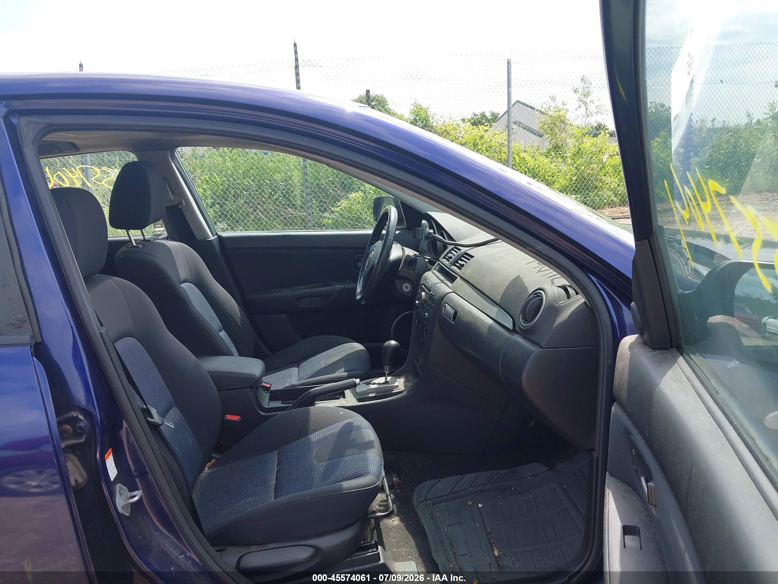 2006 Mazda Mazda3 S Touring Blue vin: JM1BK343361477985