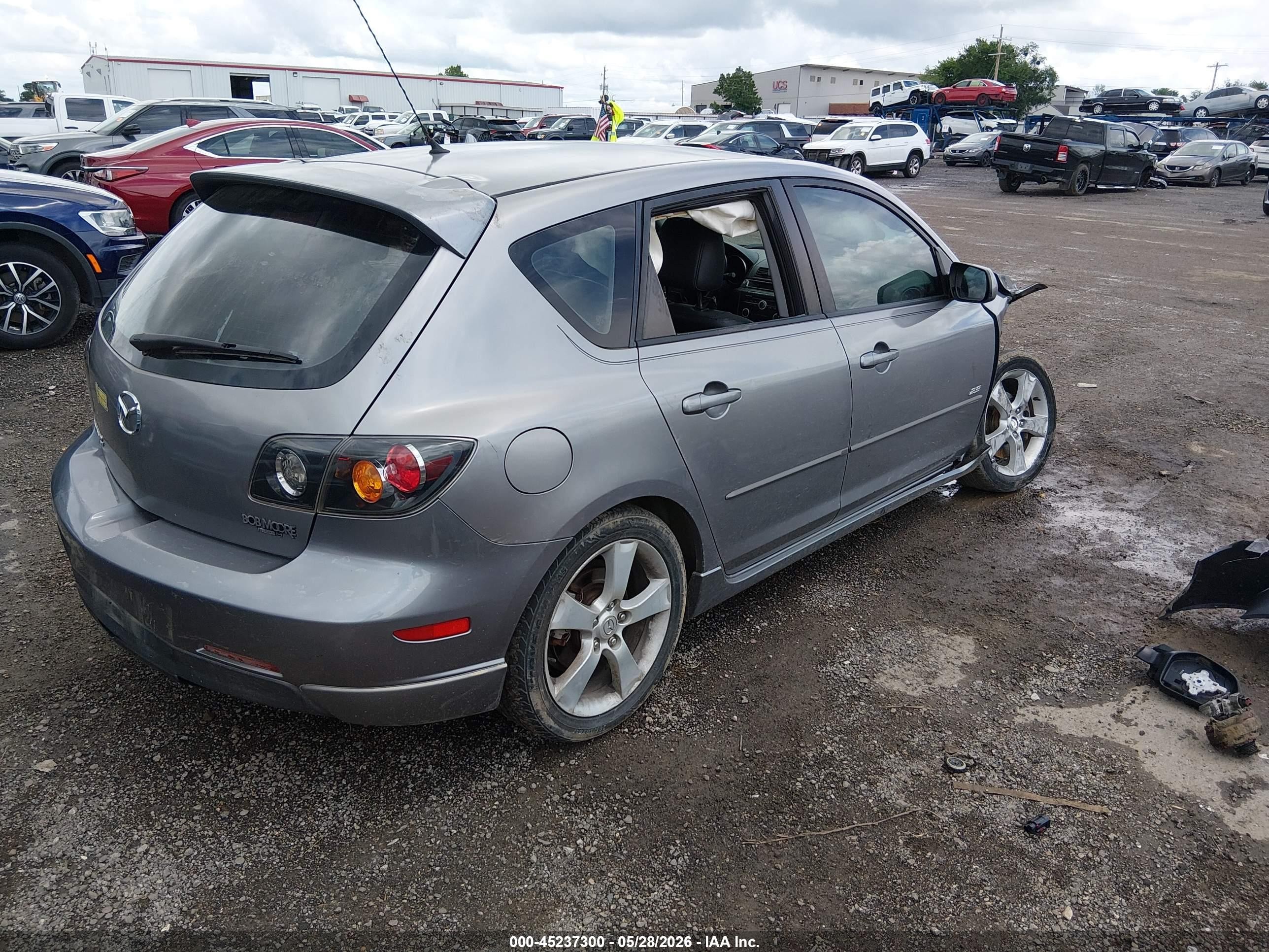 2004 Mazda Mazda3 S Gray vin: JM1BK343441179376