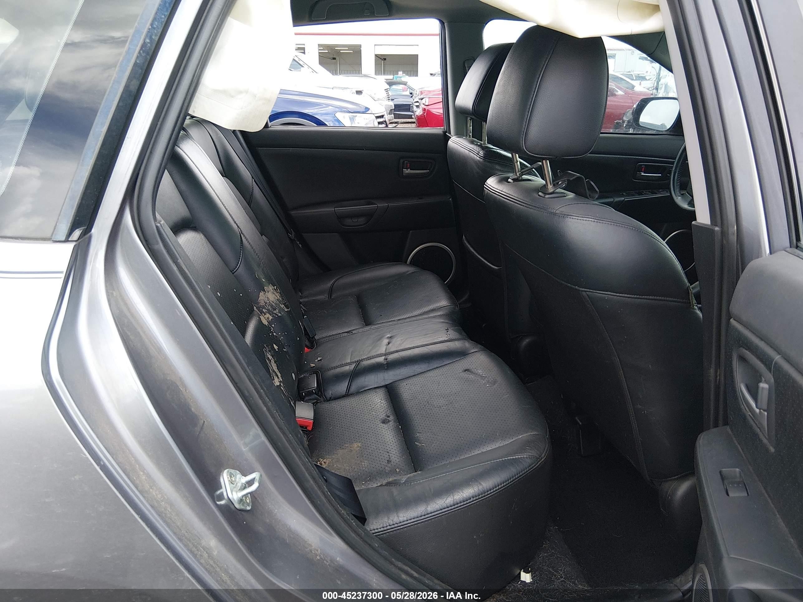 2004 Mazda Mazda3 S Gray vin: JM1BK343441179376