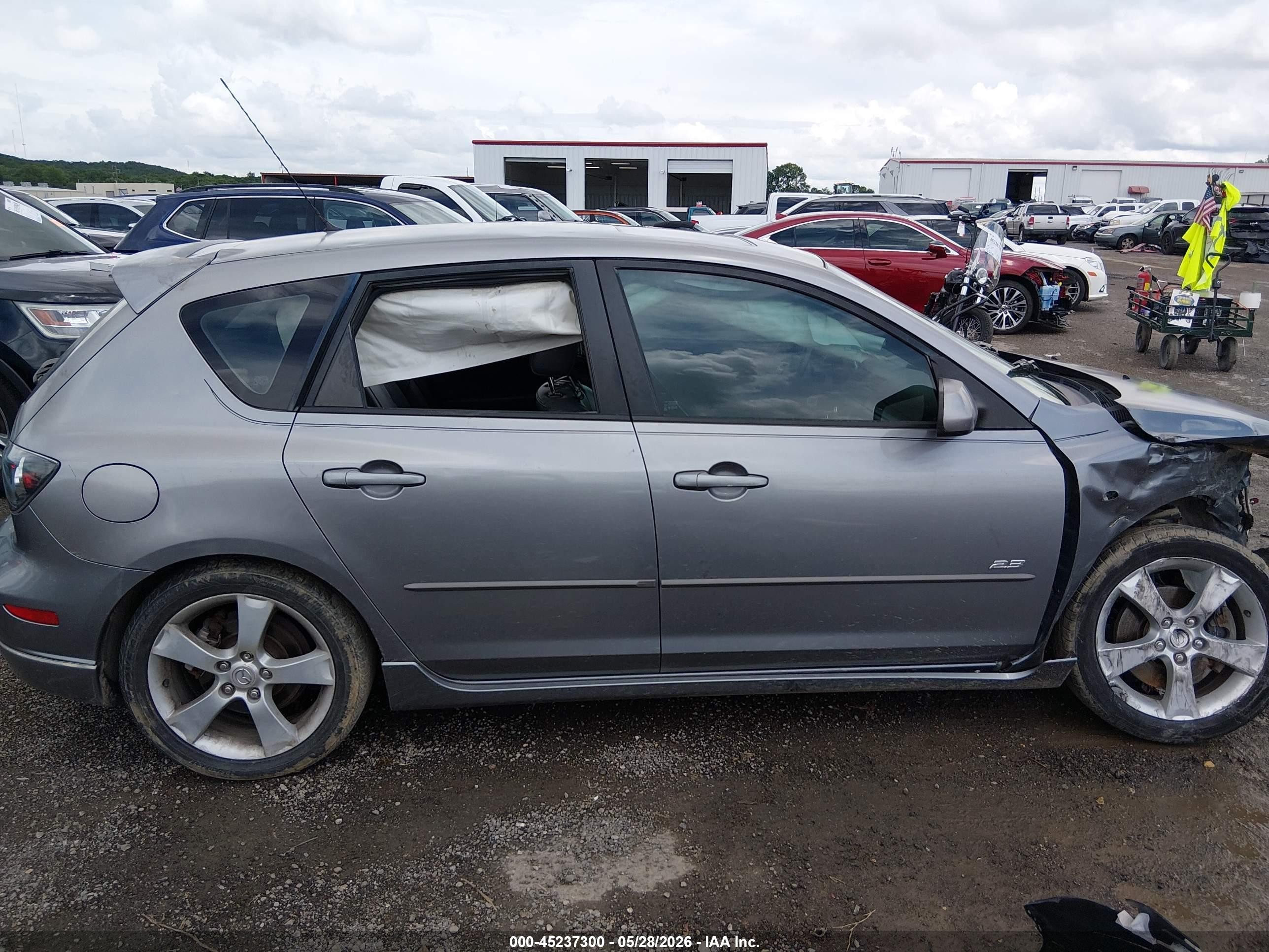 2004 Mazda Mazda3 S Gray vin: JM1BK343441179376