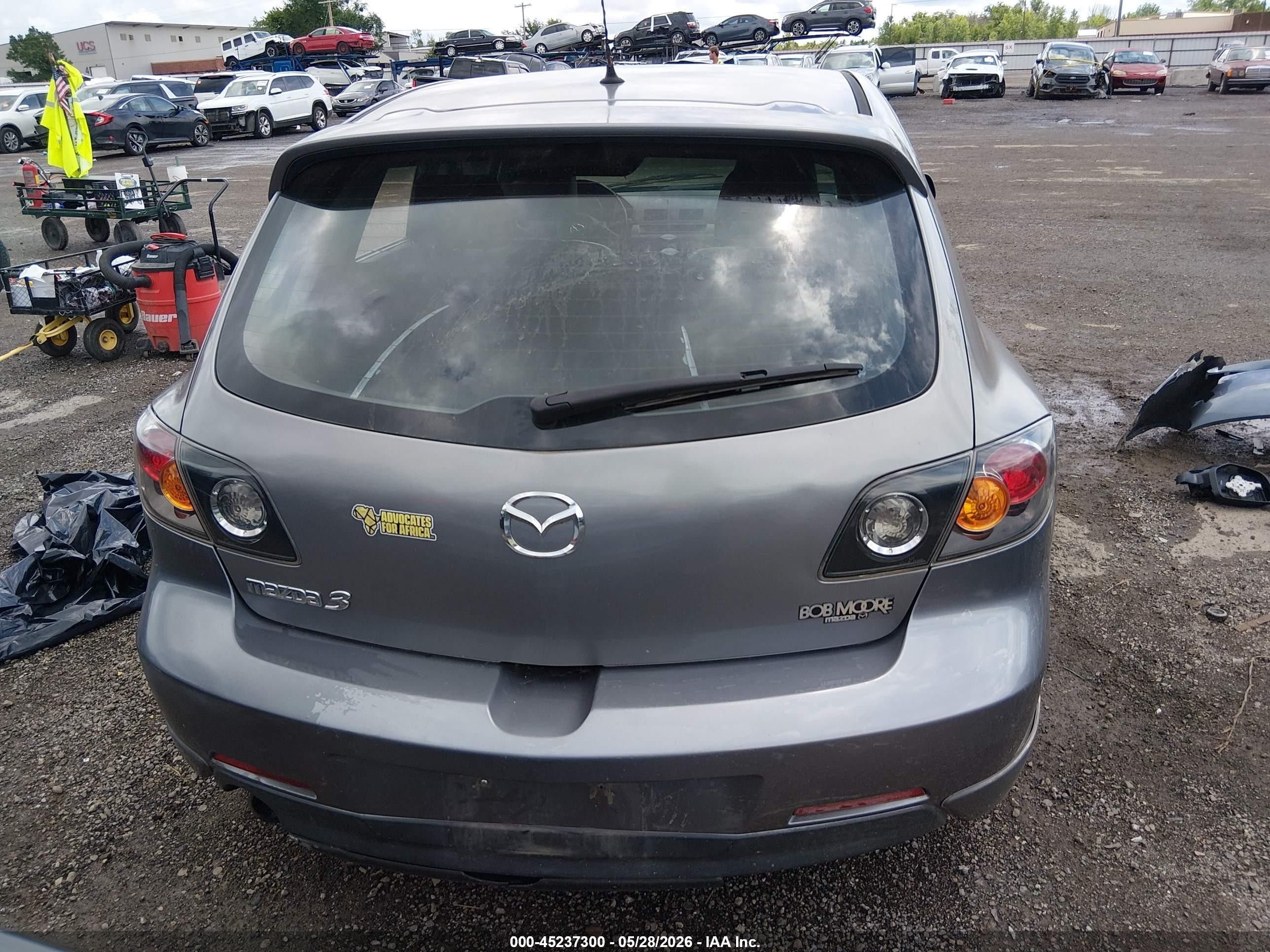 2004 Mazda Mazda3 S Gray vin: JM1BK343441179376