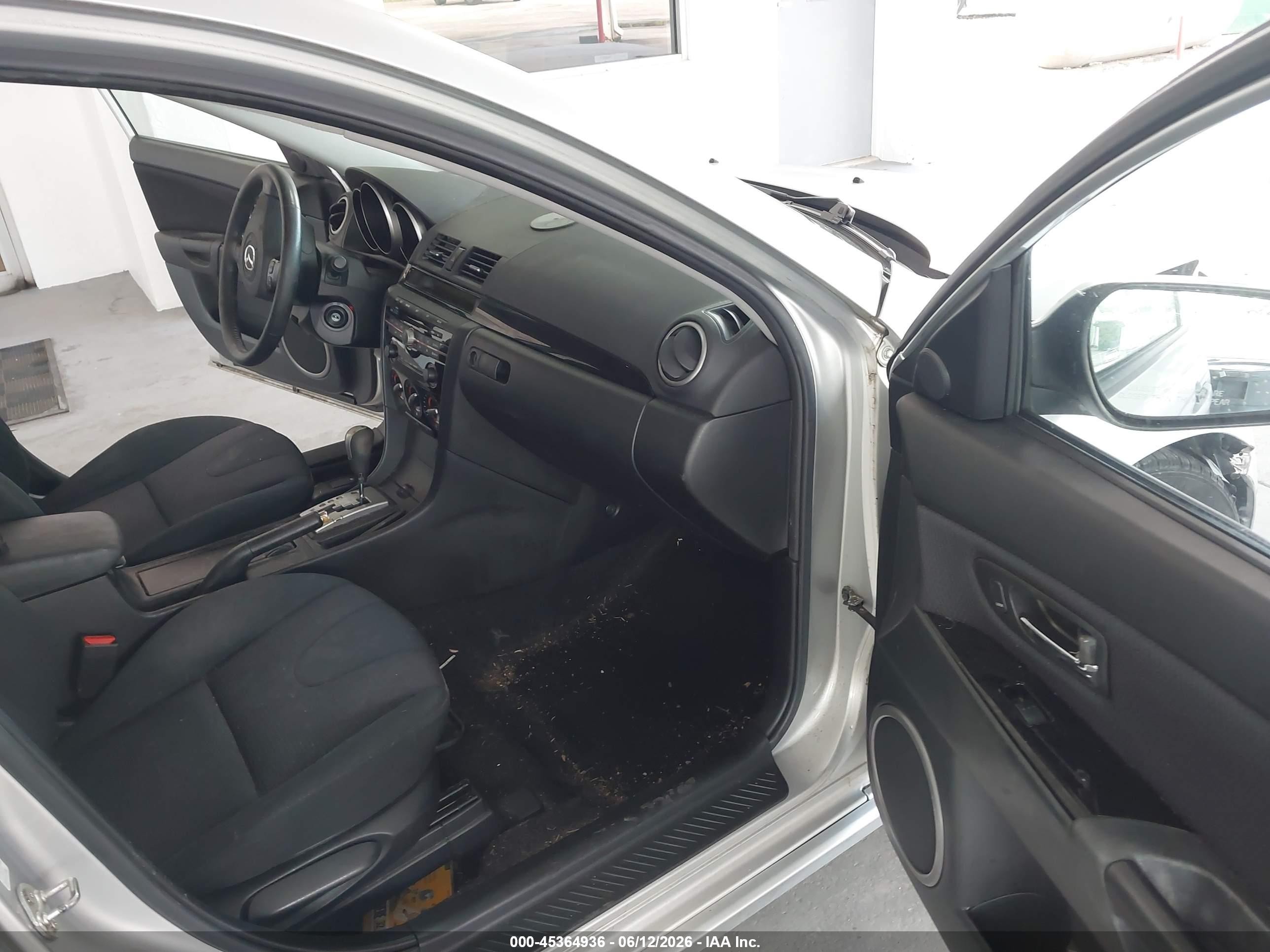 2008 Mazda Mazda3 S Touring Silver vin: JM1BK343481130703