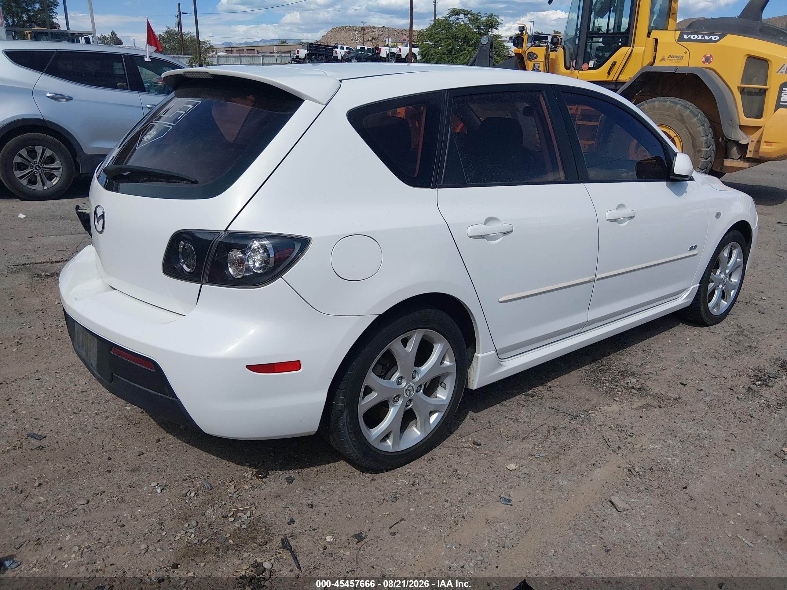 2008 Mazda Mazda3   White vin: JM1BK343581842718