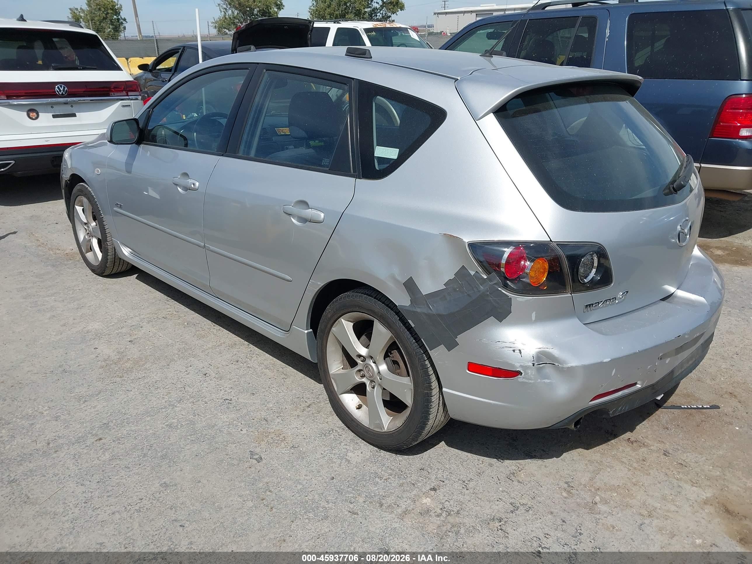 2005 Mazda Mazda3 S Silver vin: JM1BK343651320787
