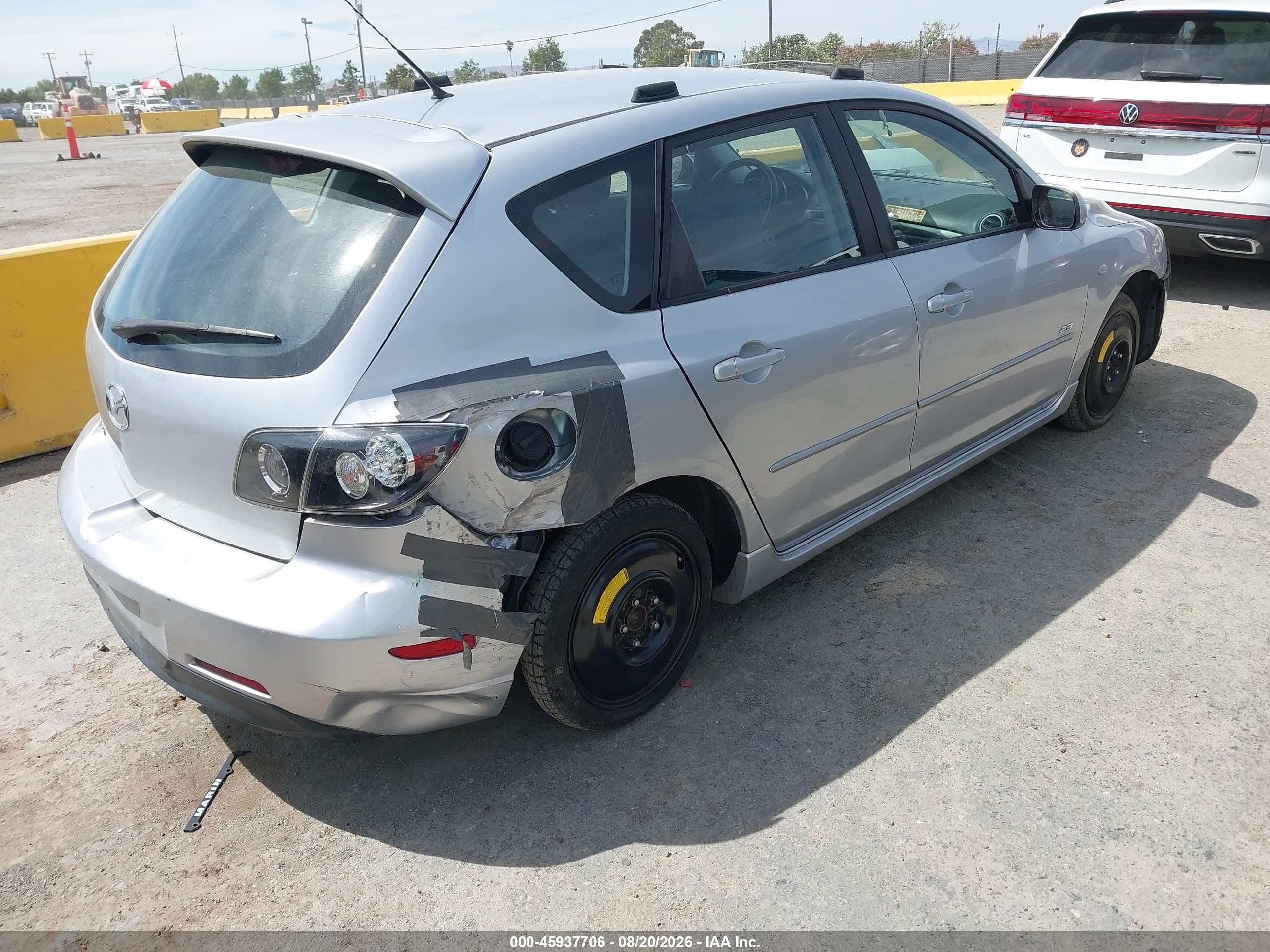 2005 Mazda Mazda3 S Silver vin: JM1BK343651320787