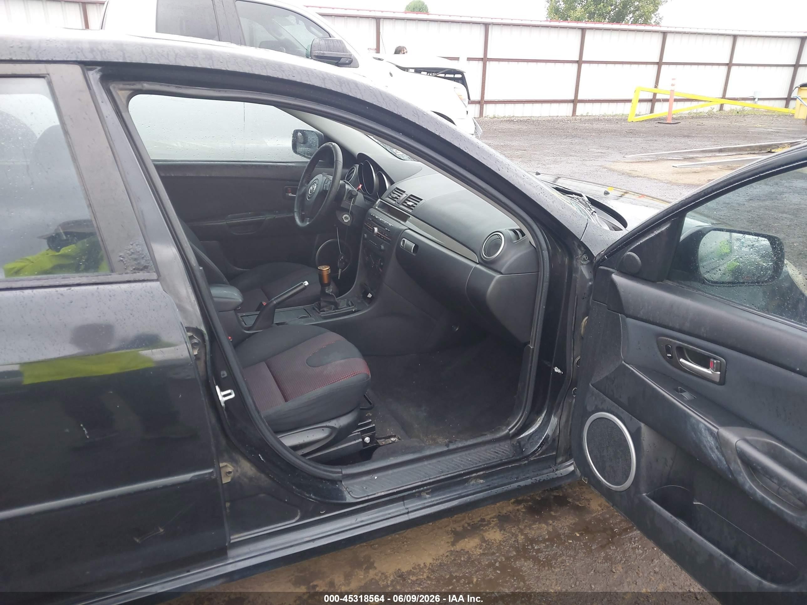 2006 Mazda Mazda3 S Touring Black vin: JM1BK343661519517