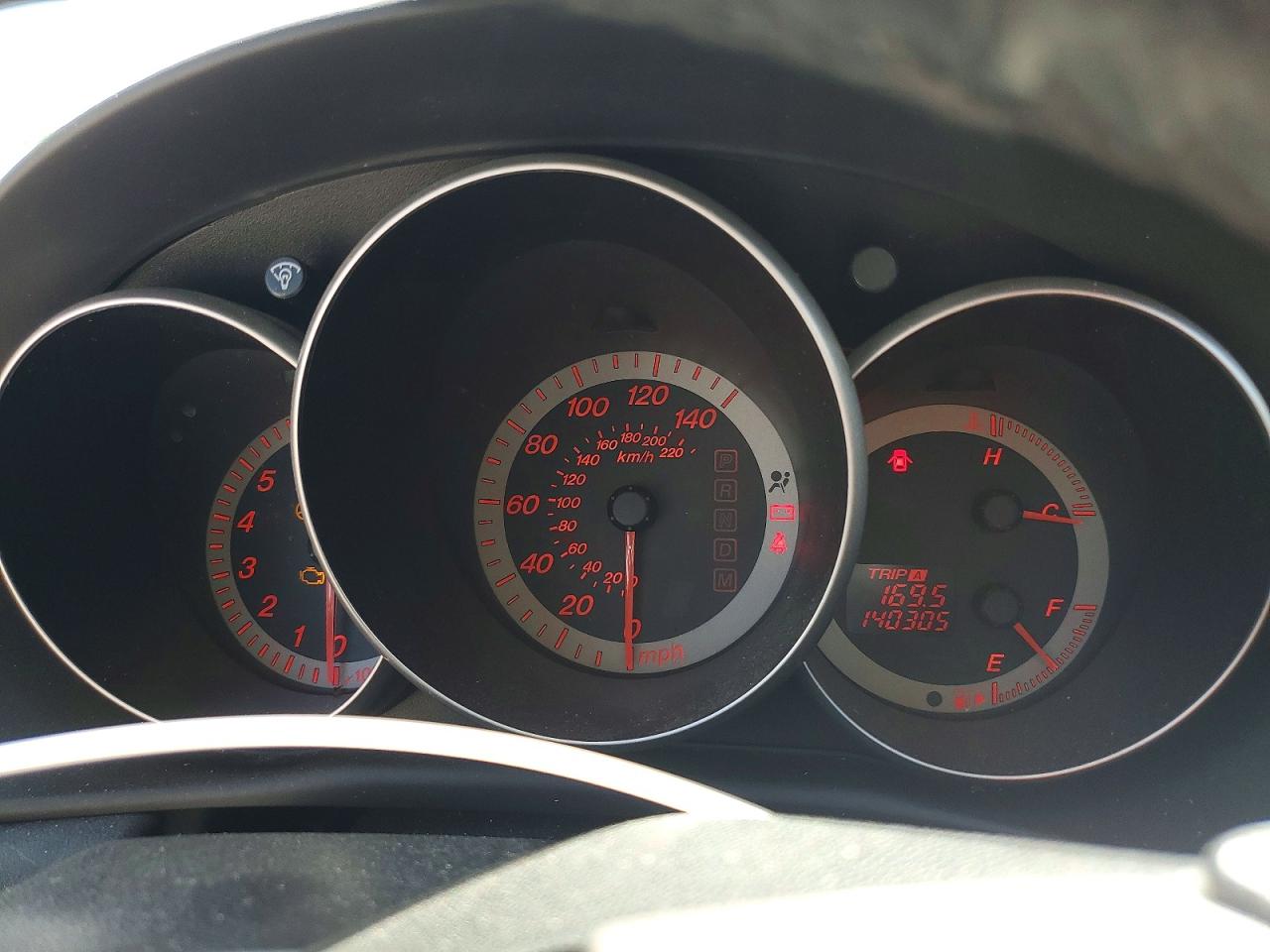 2008 Mazda 3 Hatchback Белый vin: JM1BK343681876408