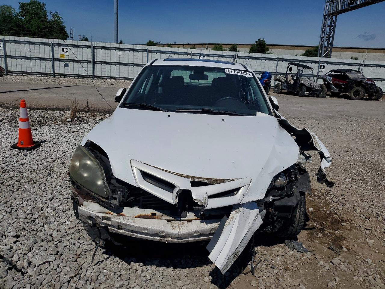 2008 Mazda 3 Hatchback Белый vin: JM1BK343681876408
