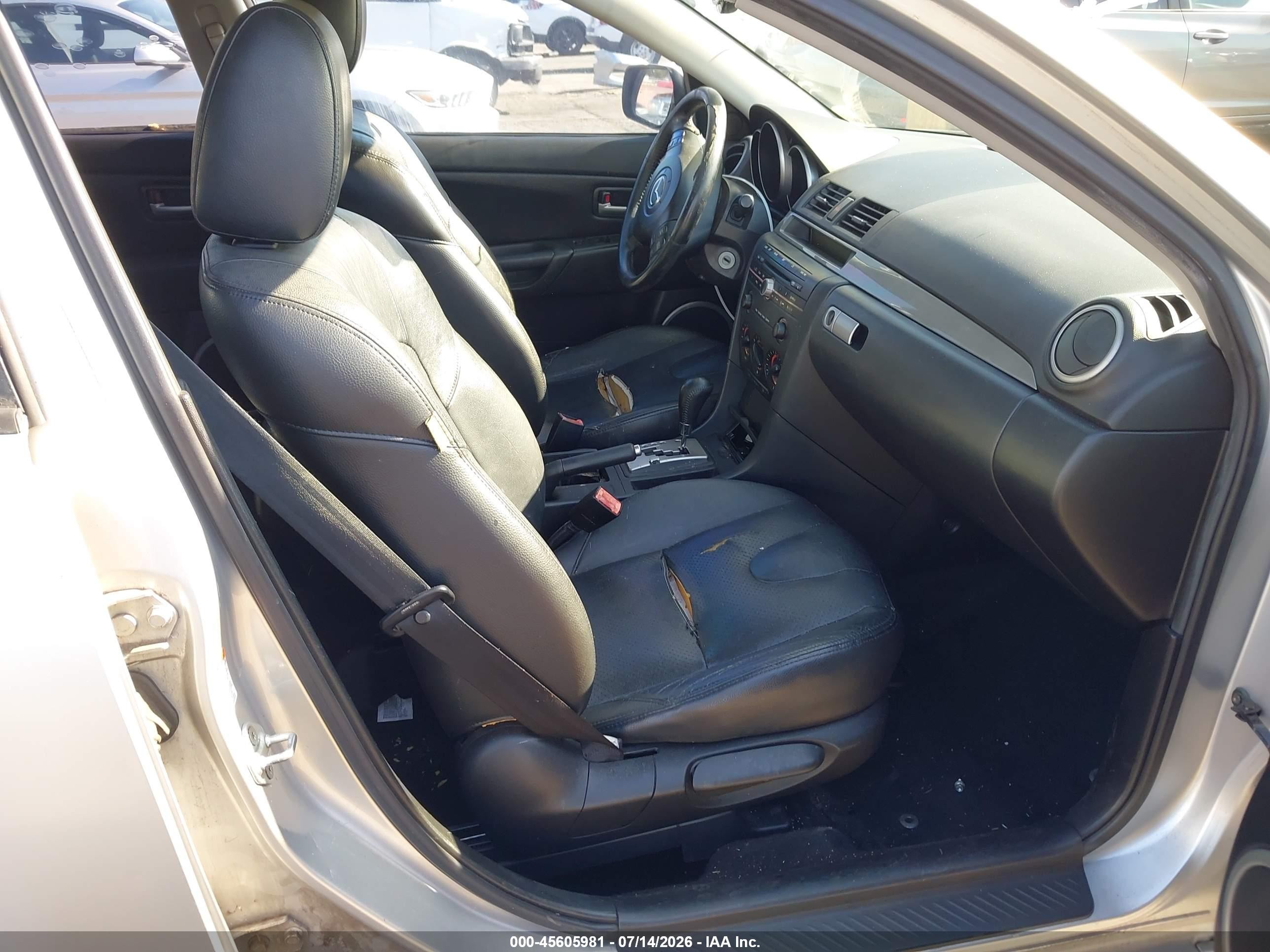 2005 Mazda Mazda3 S Gray vin: JM1BK343751237692