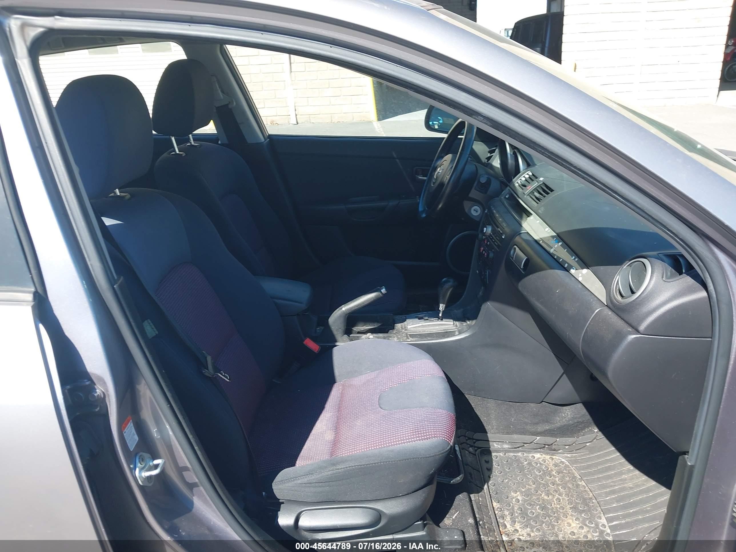 2005 Mazda Mazda3 S Gray vin: JM1BK343751257733