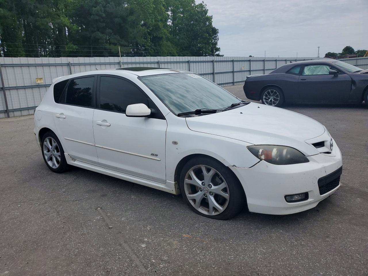 2007 Mazda 3 Hatchback White vin: JM1BK343771653700