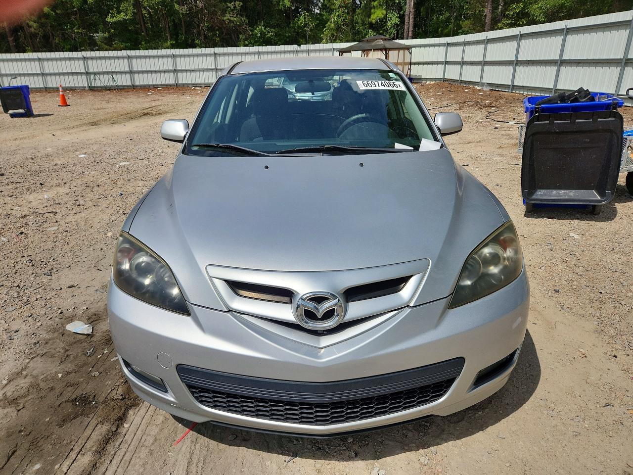 2008 Mazda 3 Hatchback Silver vin: JM1BK343781843367