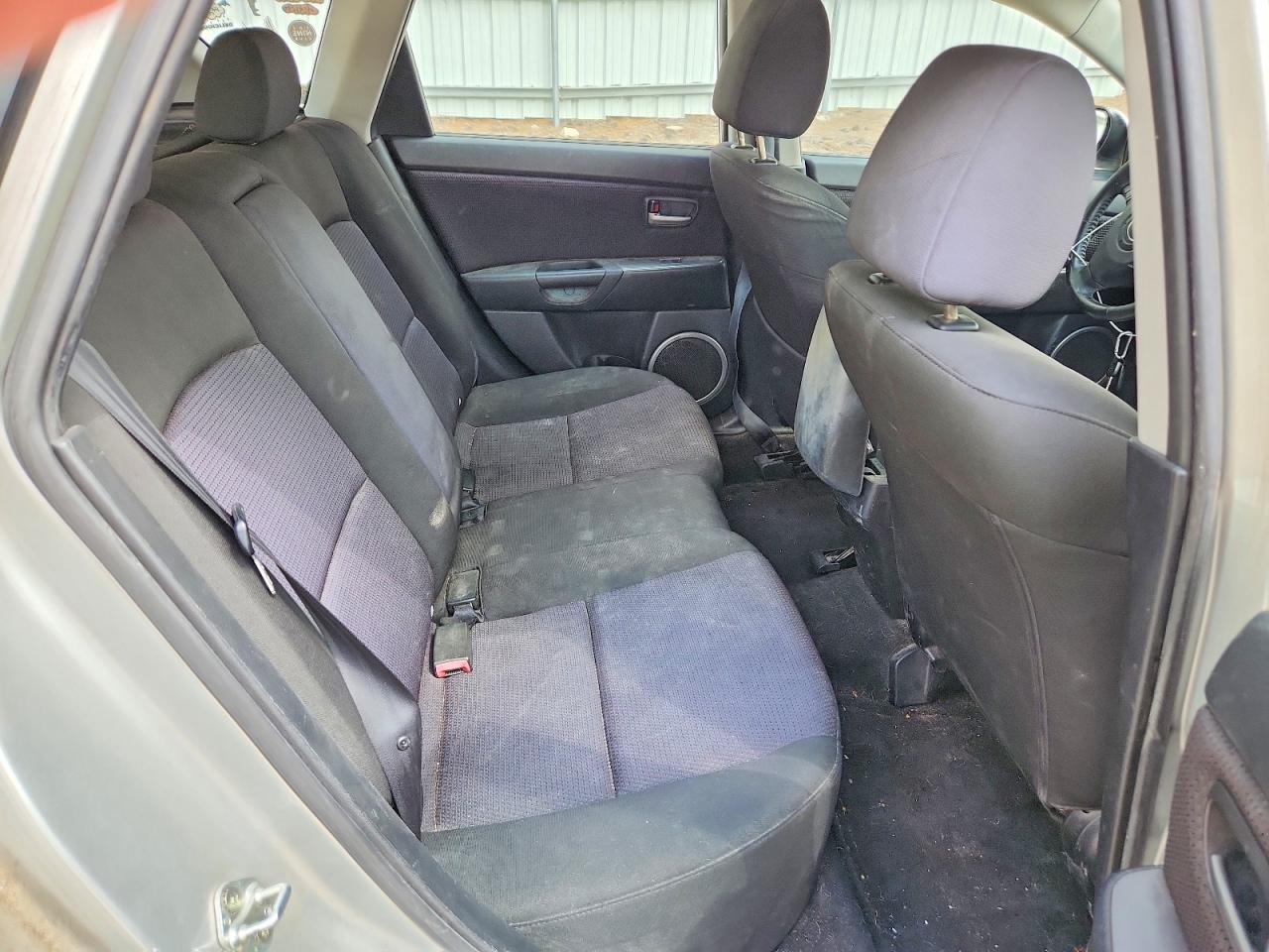 2008 Mazda 3 Hatchback Silver vin: JM1BK343781843367