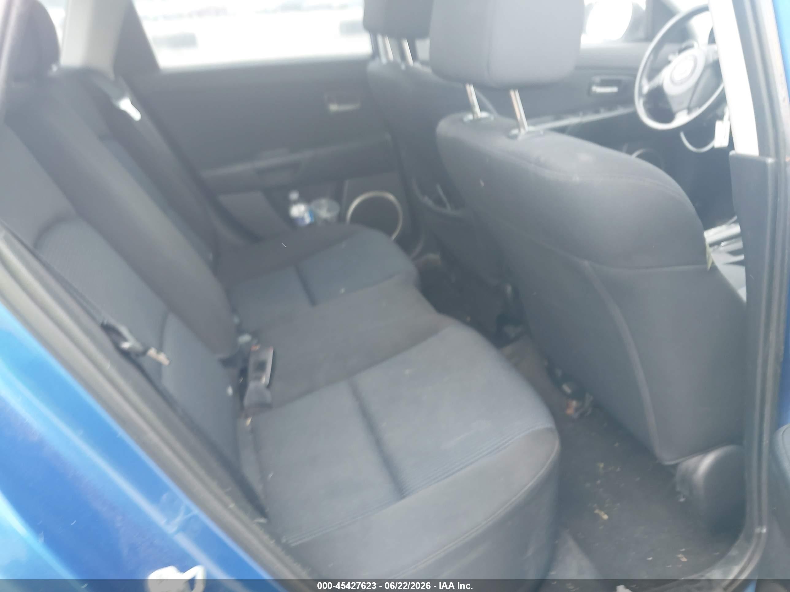 2004 Mazda Mazda3 S Blue vin: JM1BK343841189456