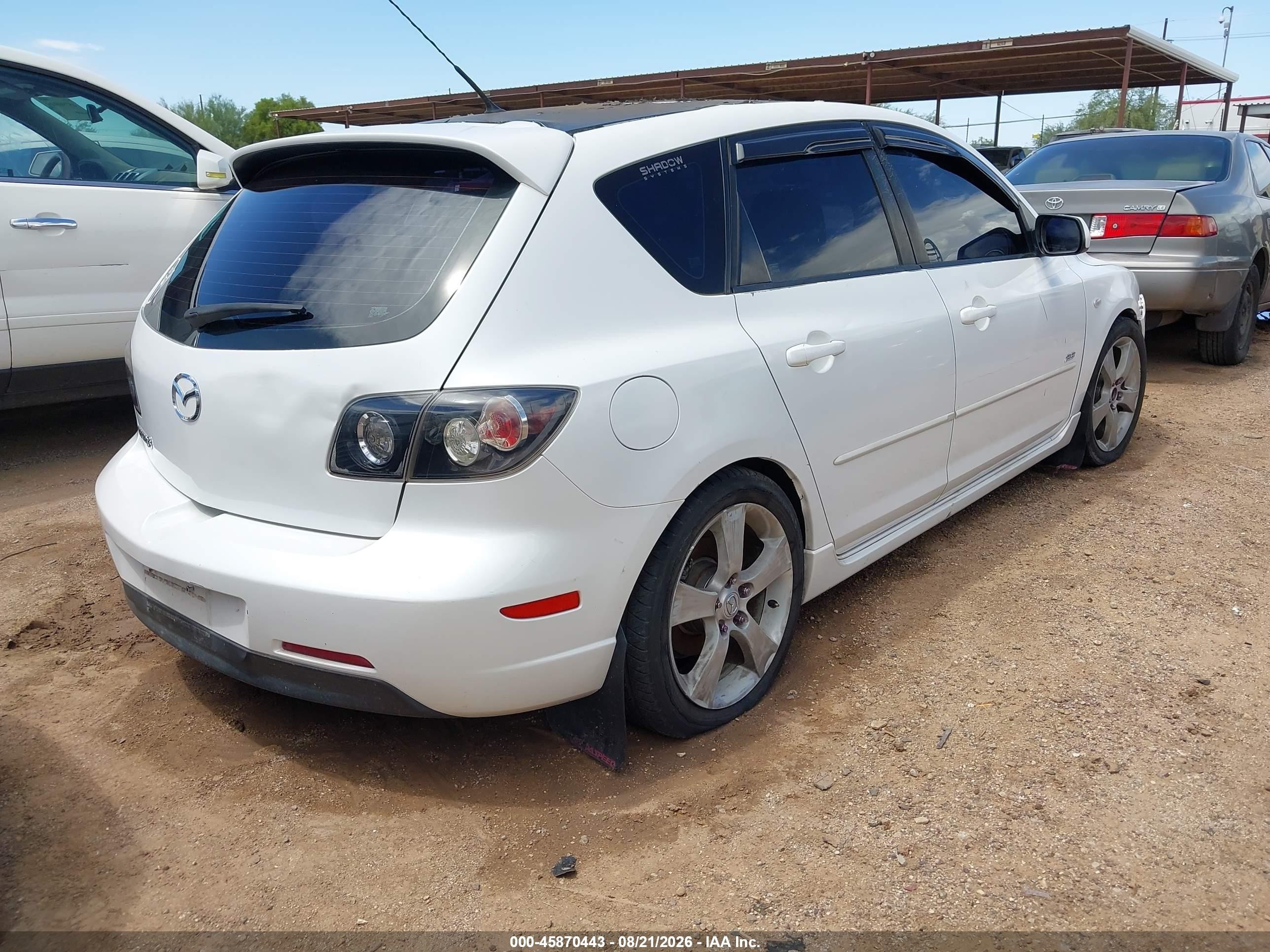 2006 Mazda Mazda3 S Touring White vin: JM1BK343861499111