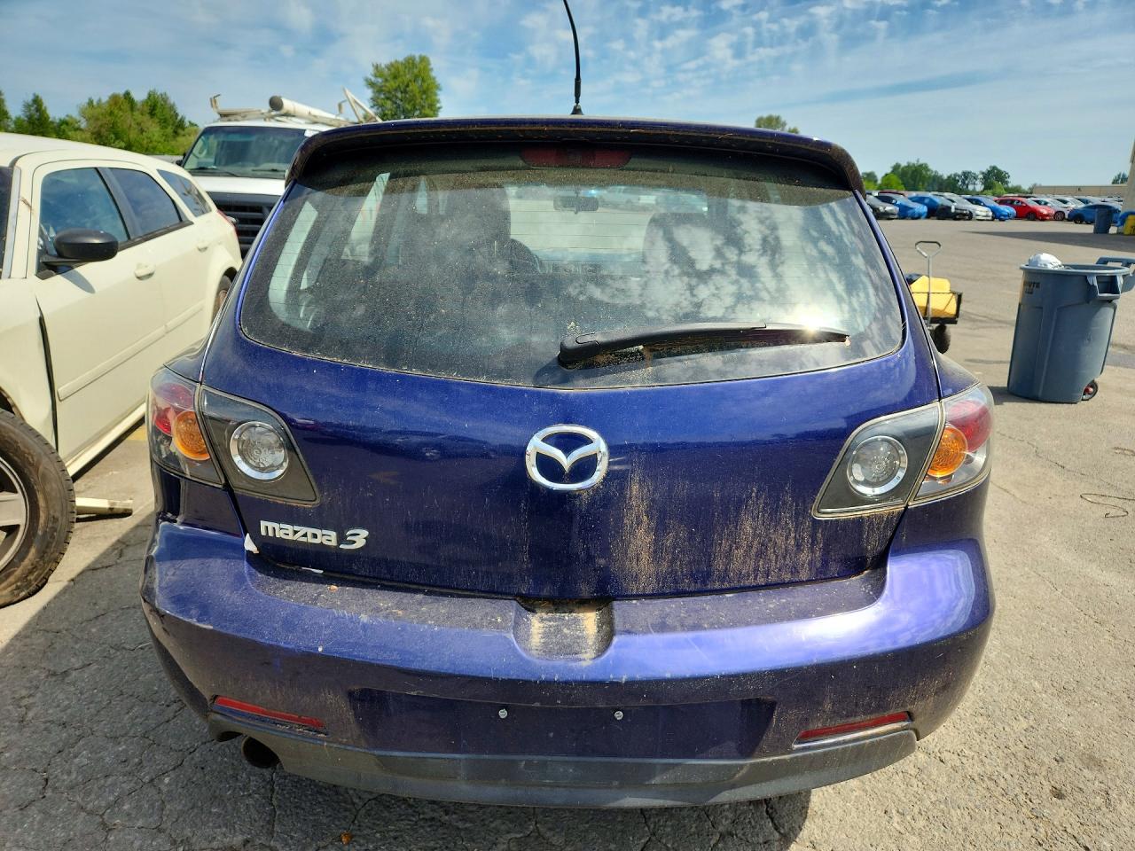 2004 Mazda 3 Hatchback Blue vin: JM1BK343941123059